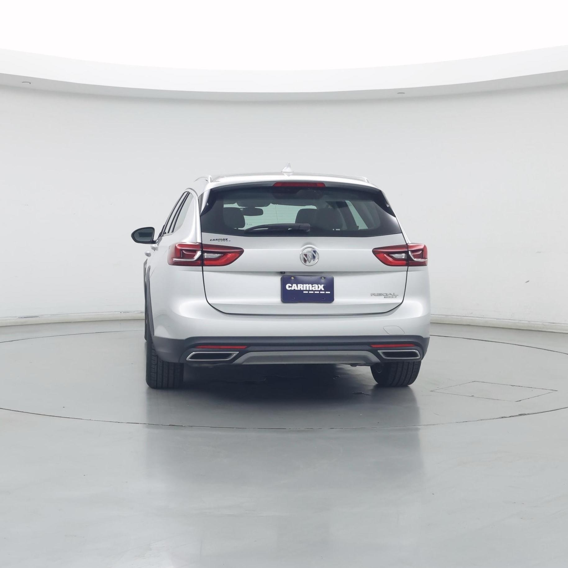 Thumbnail: 2019 Buick Regal - 6