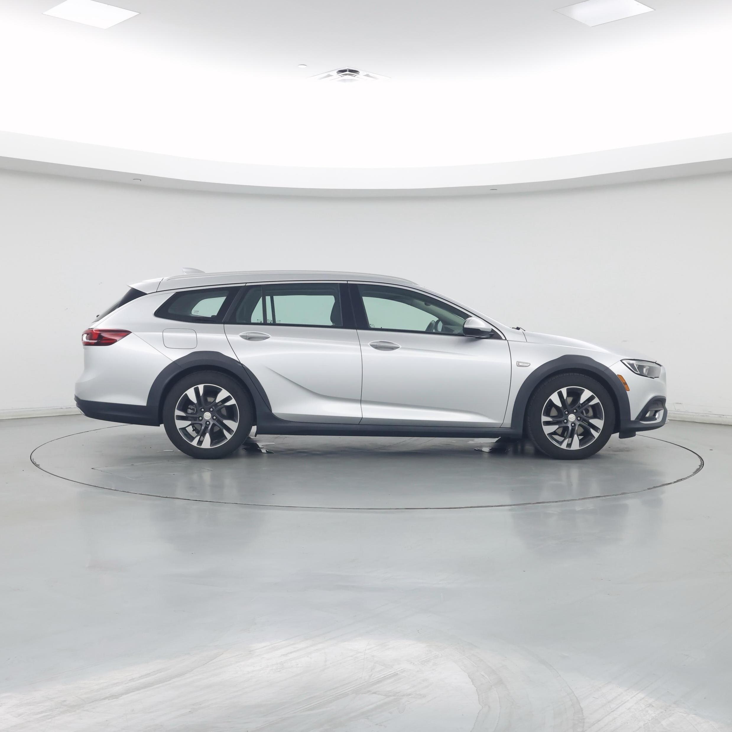 Thumbnail: 2019 Buick Regal - 7