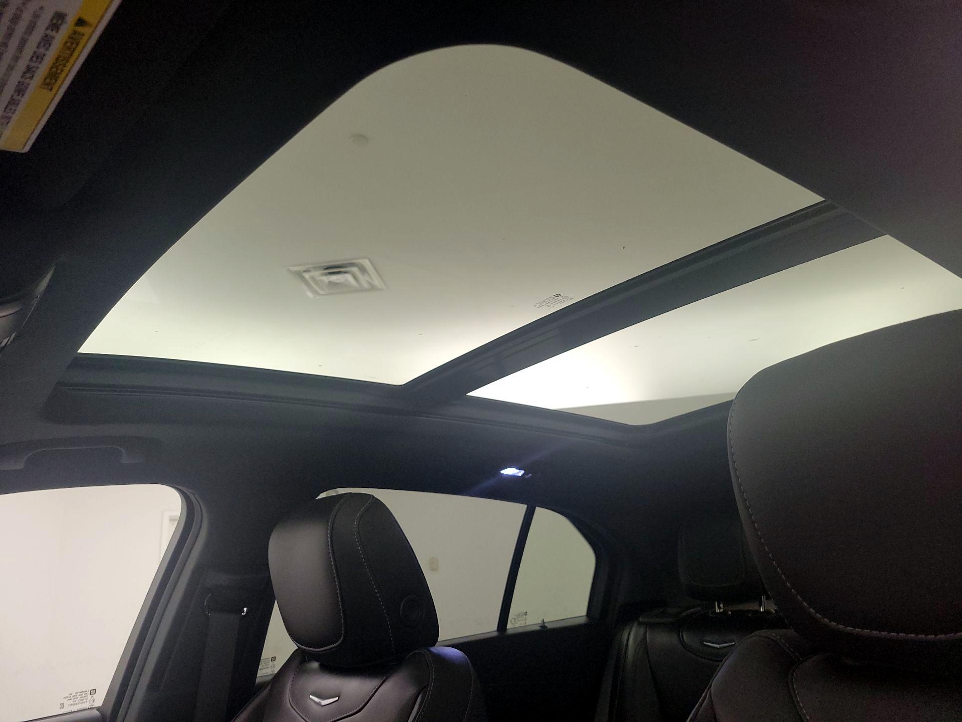 Thumbnail: 2019 Cadillac XT4 - 20