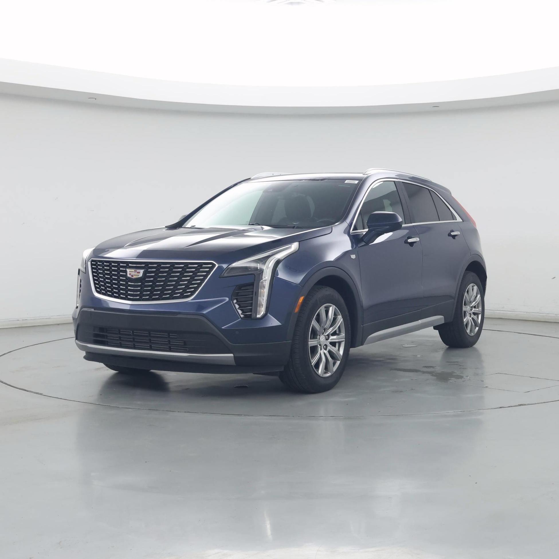 Thumbnail: 2019 Cadillac XT4 - 4