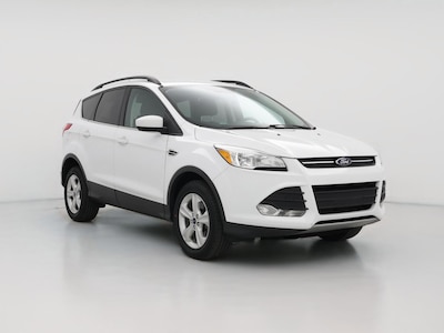 White 2016 Ford Escape SE