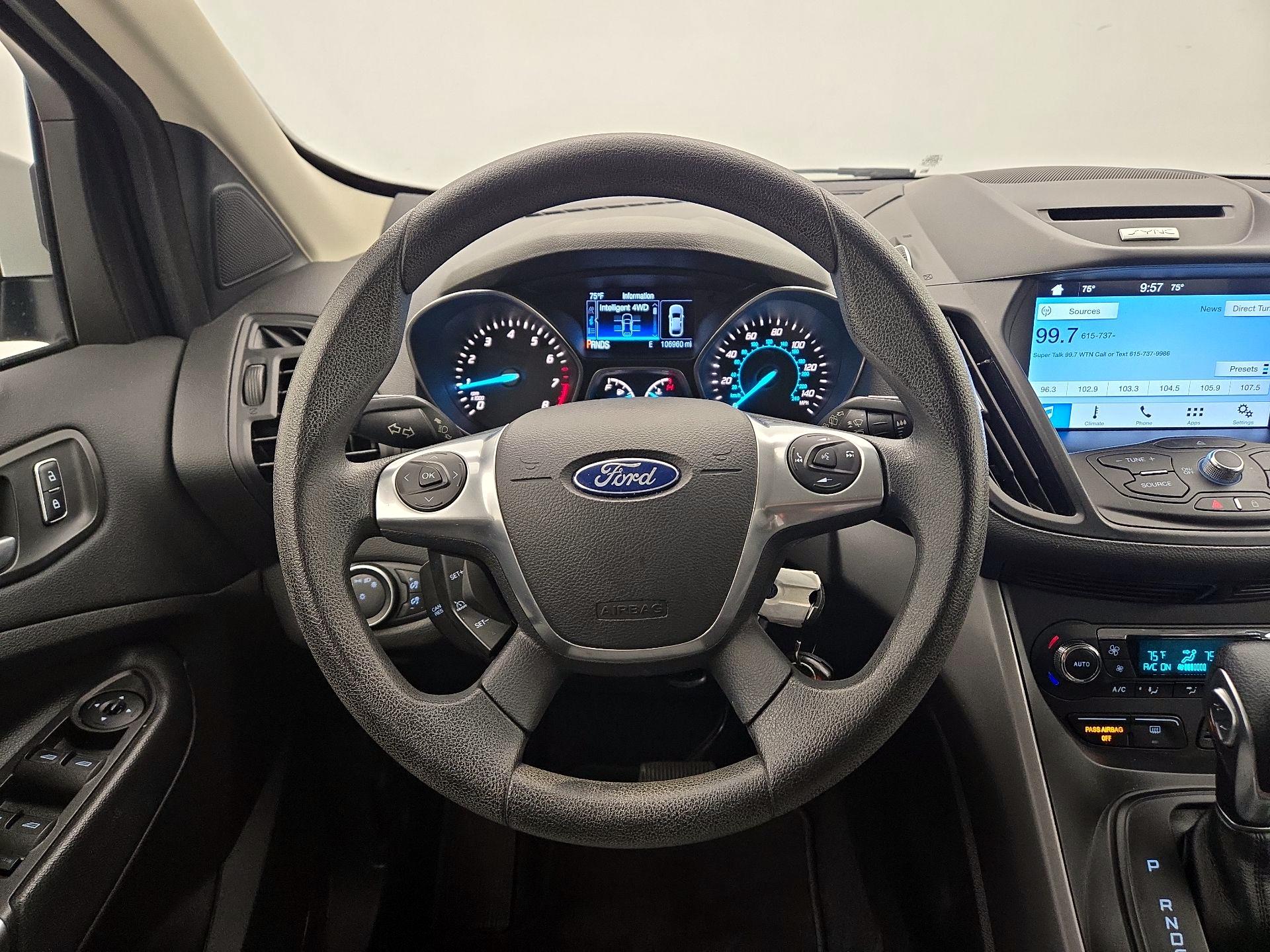 Thumbnail: 2016 Ford Escape - 10