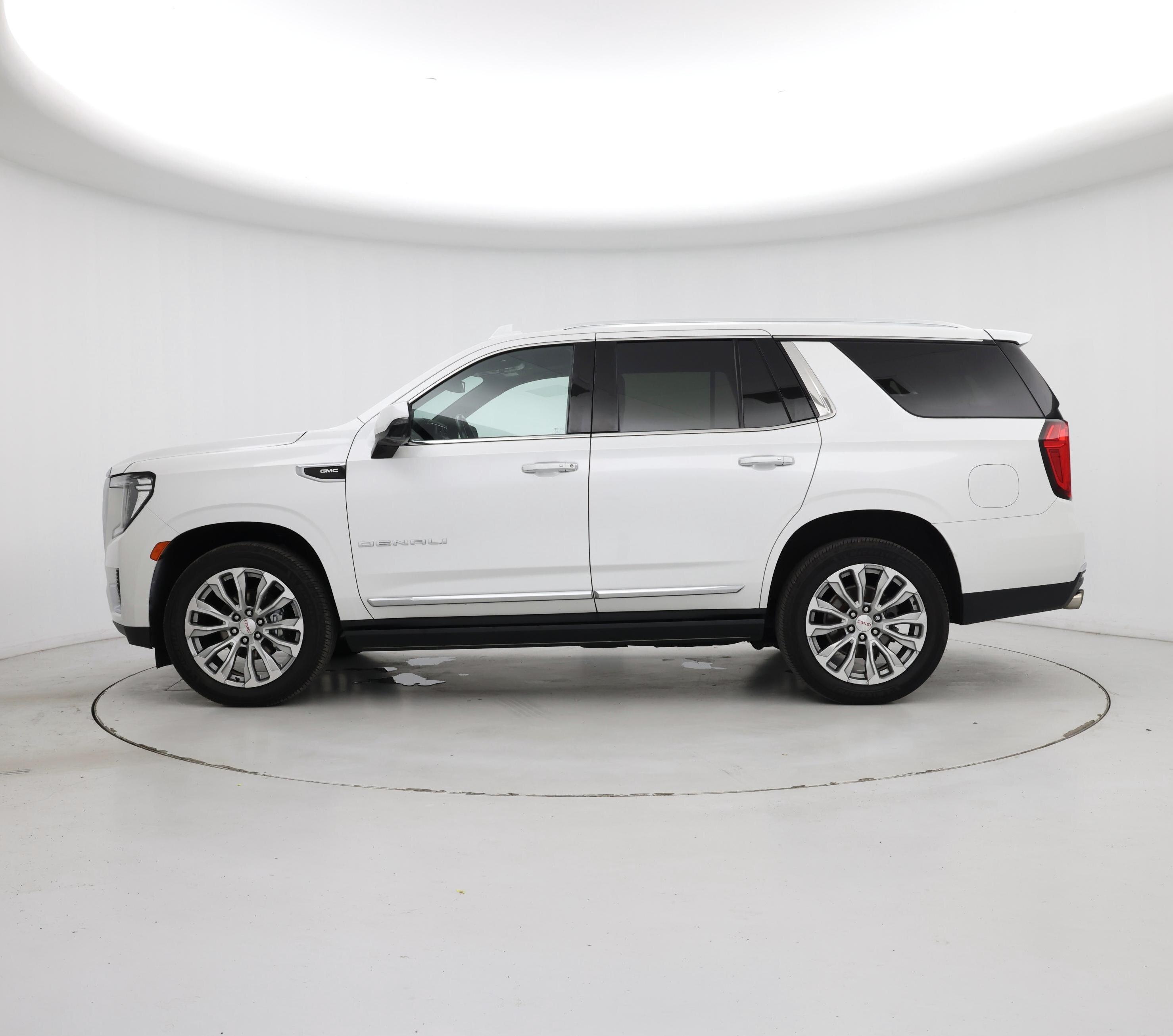 Thumbnail: 2022 GMC Yukon - 3