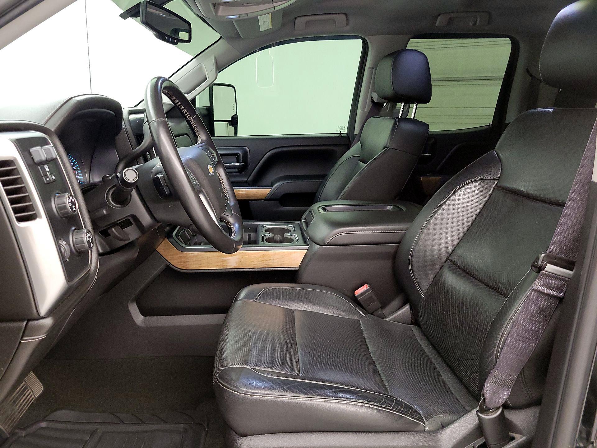 Thumbnail: 2015 Chevrolet Silverado 1500 - 11