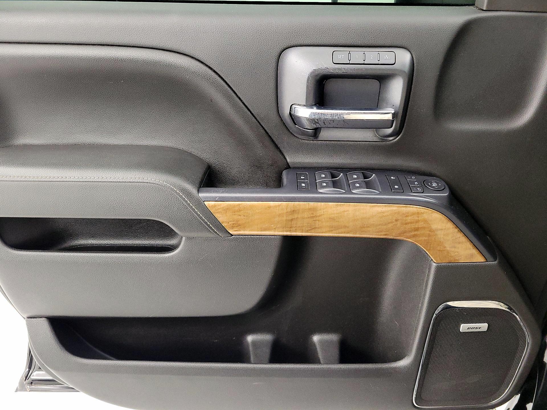 Thumbnail: 2015 Chevrolet Silverado 1500 - 12