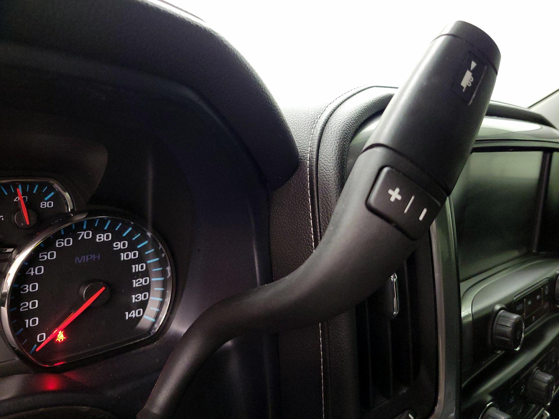 Thumbnail: 2015 Chevrolet Silverado 1500 - 17