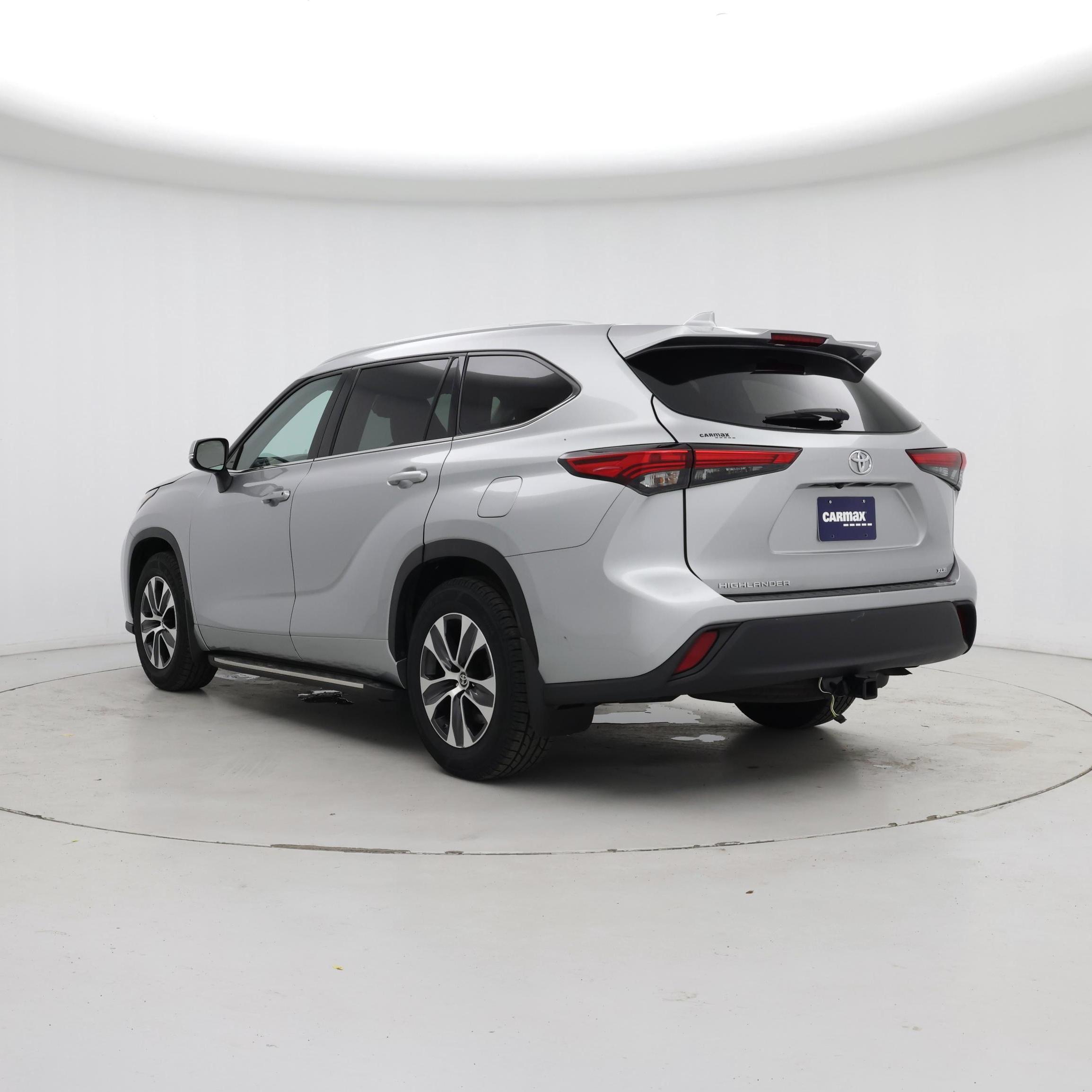 Thumbnail: 2022 Toyota Highlander - 2