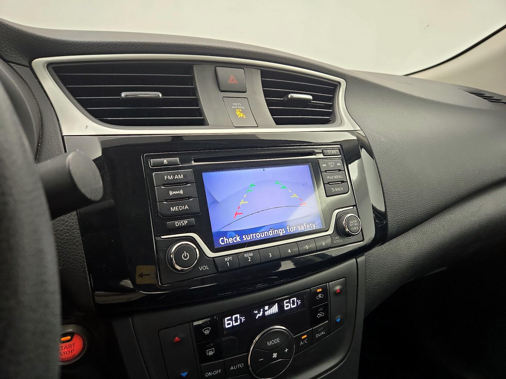 Thumbnail: 2018 Nissan Sentra - 14