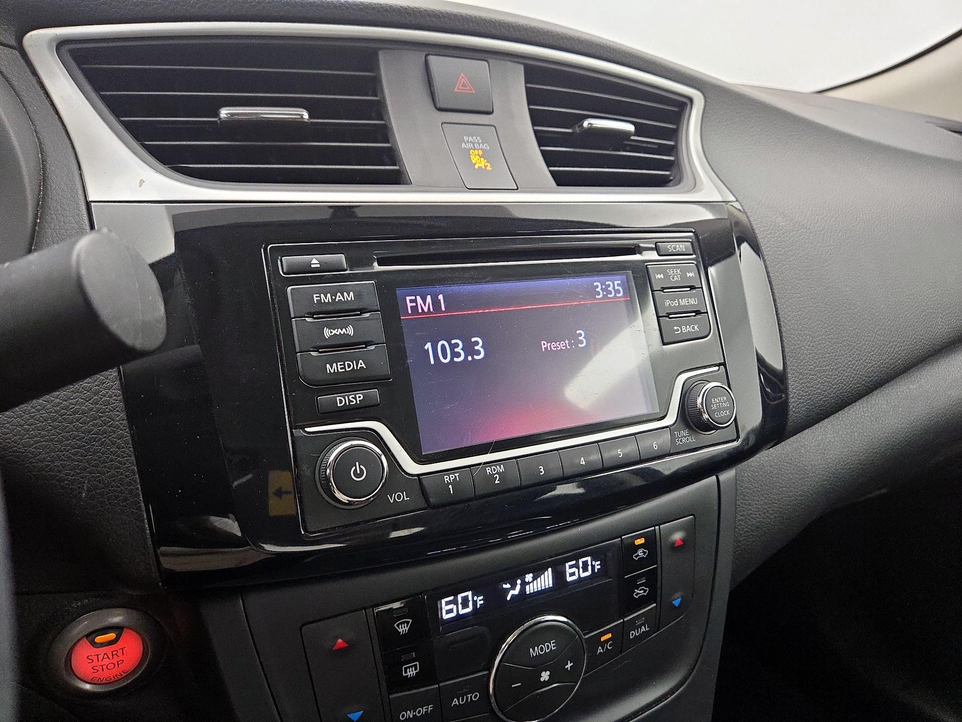 Thumbnail: 2018 Nissan Sentra - 15