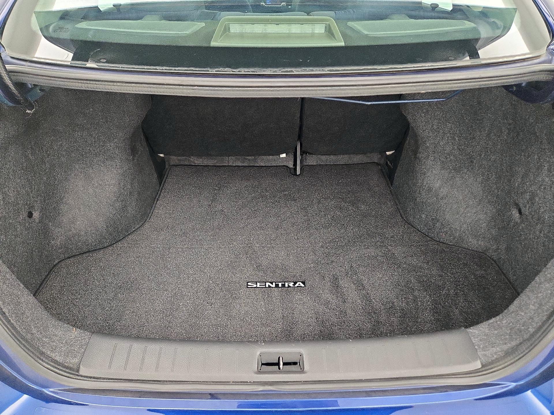 Thumbnail: 2018 Nissan Sentra - 20