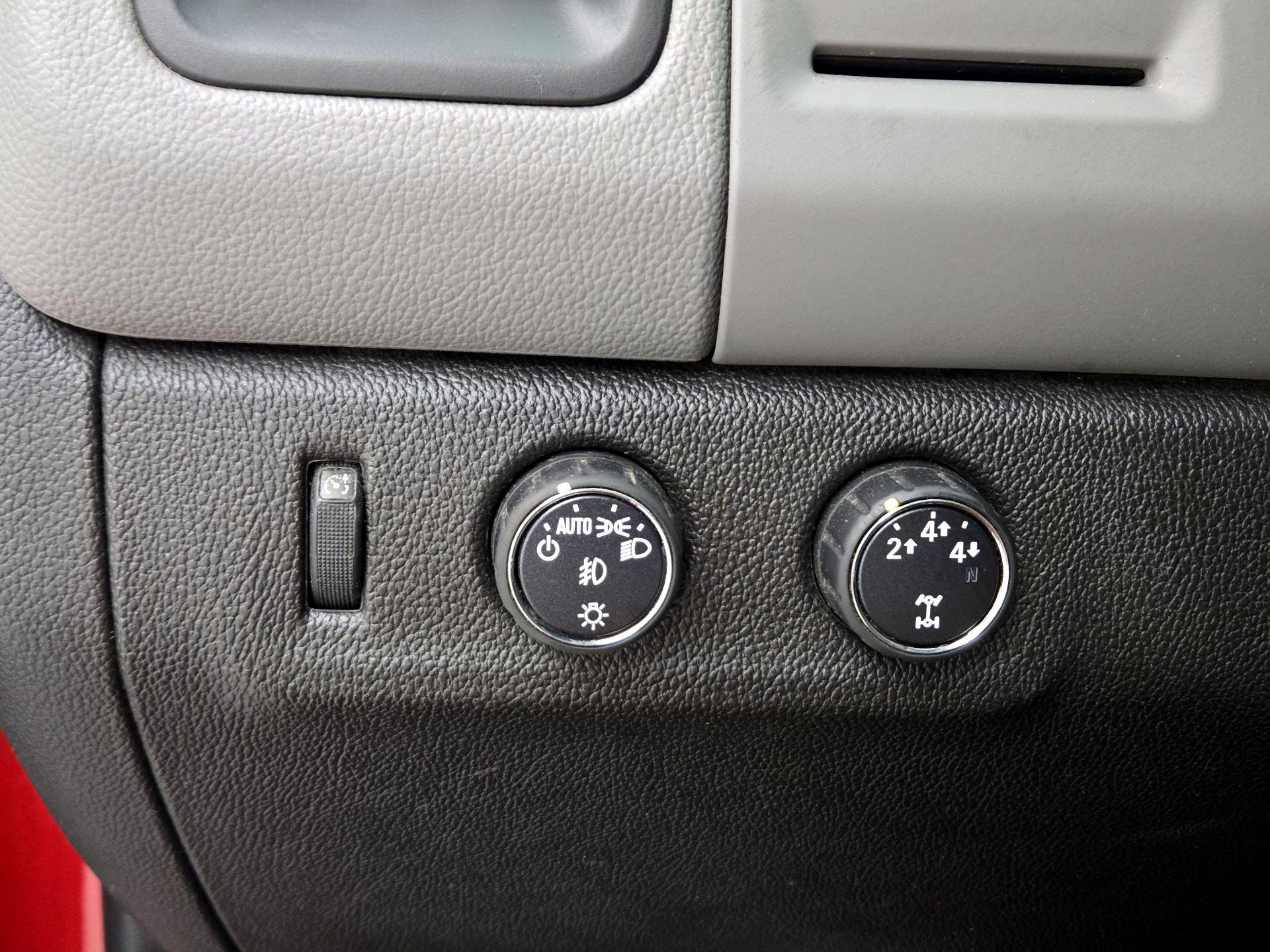 Thumbnail: 2015 Chevrolet Colorado - 13