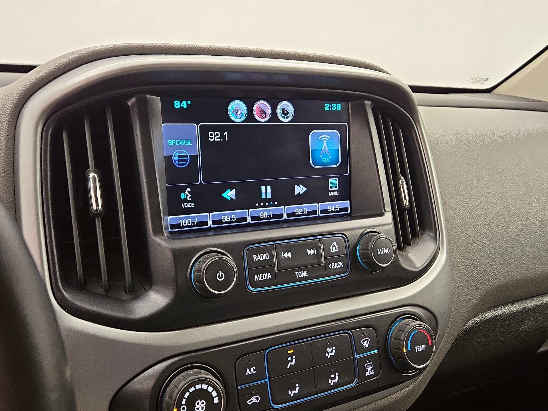 Thumbnail: 2015 Chevrolet Colorado - 15