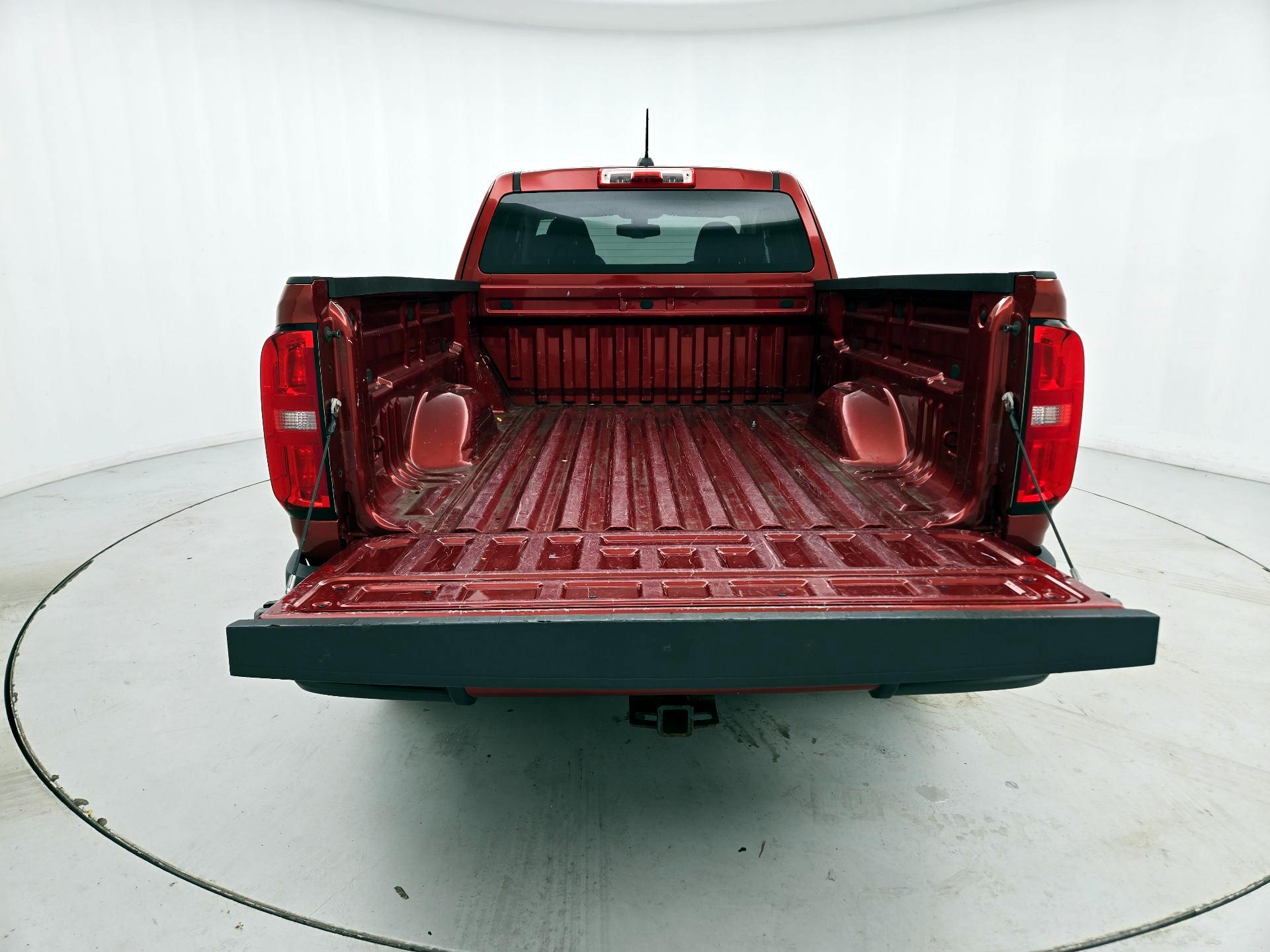 Thumbnail: 2015 Chevrolet Colorado - 20