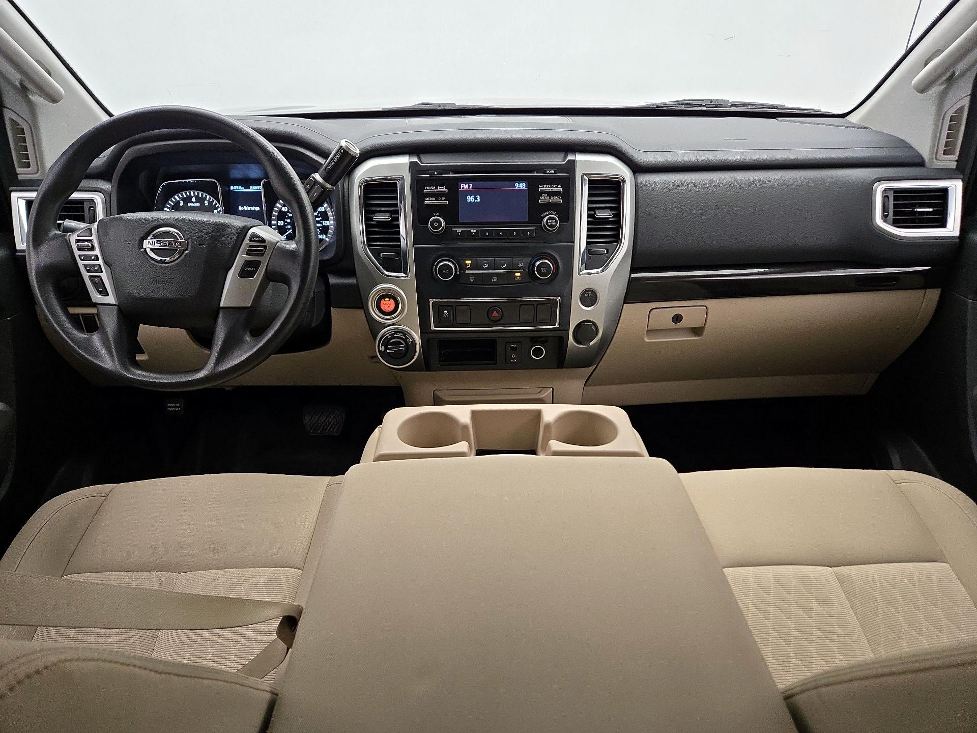 Thumbnail: 2018 Nissan Titan - 9