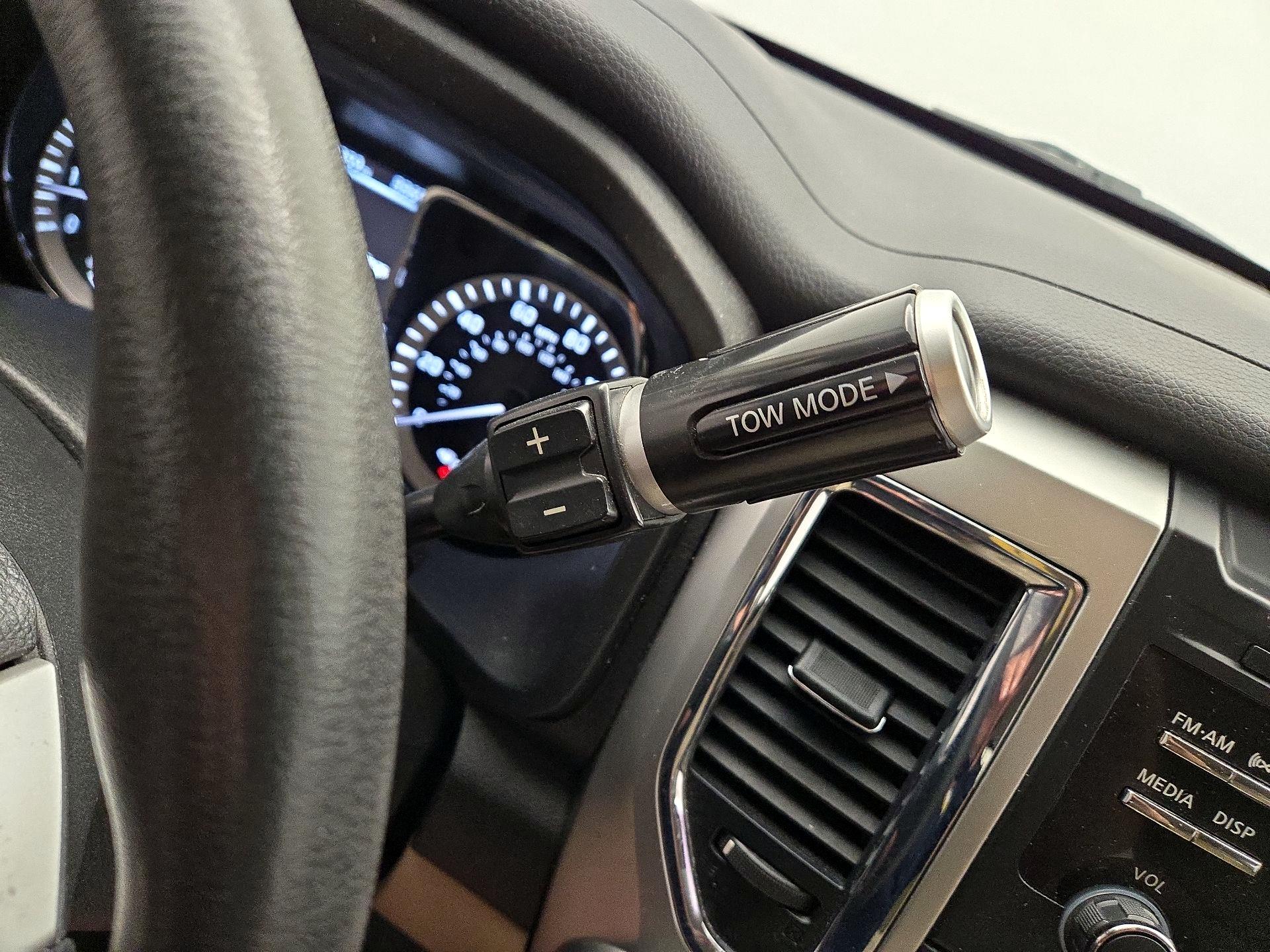 Thumbnail: 2018 Nissan Titan - 17