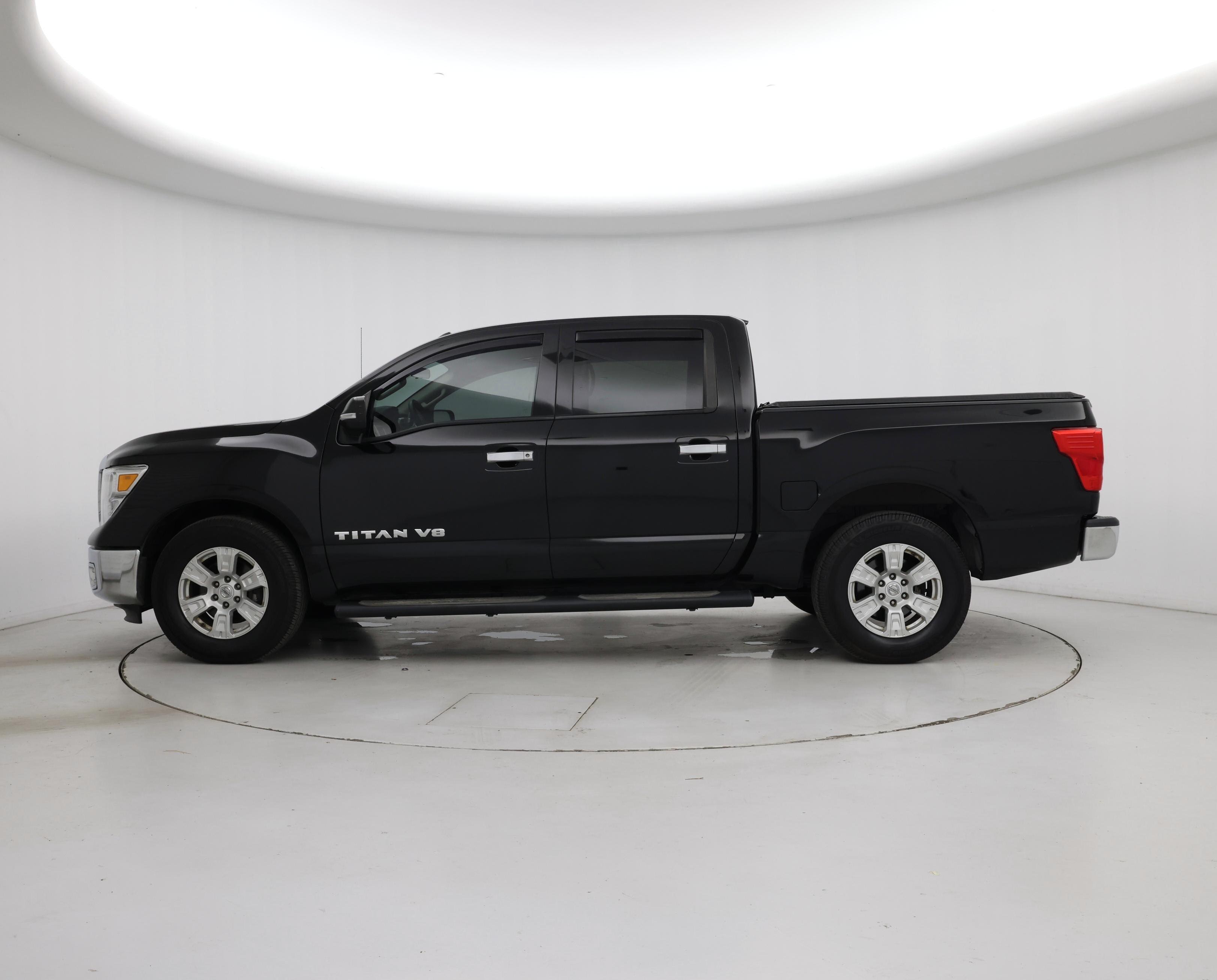 Thumbnail: 2018 Nissan Titan - 3