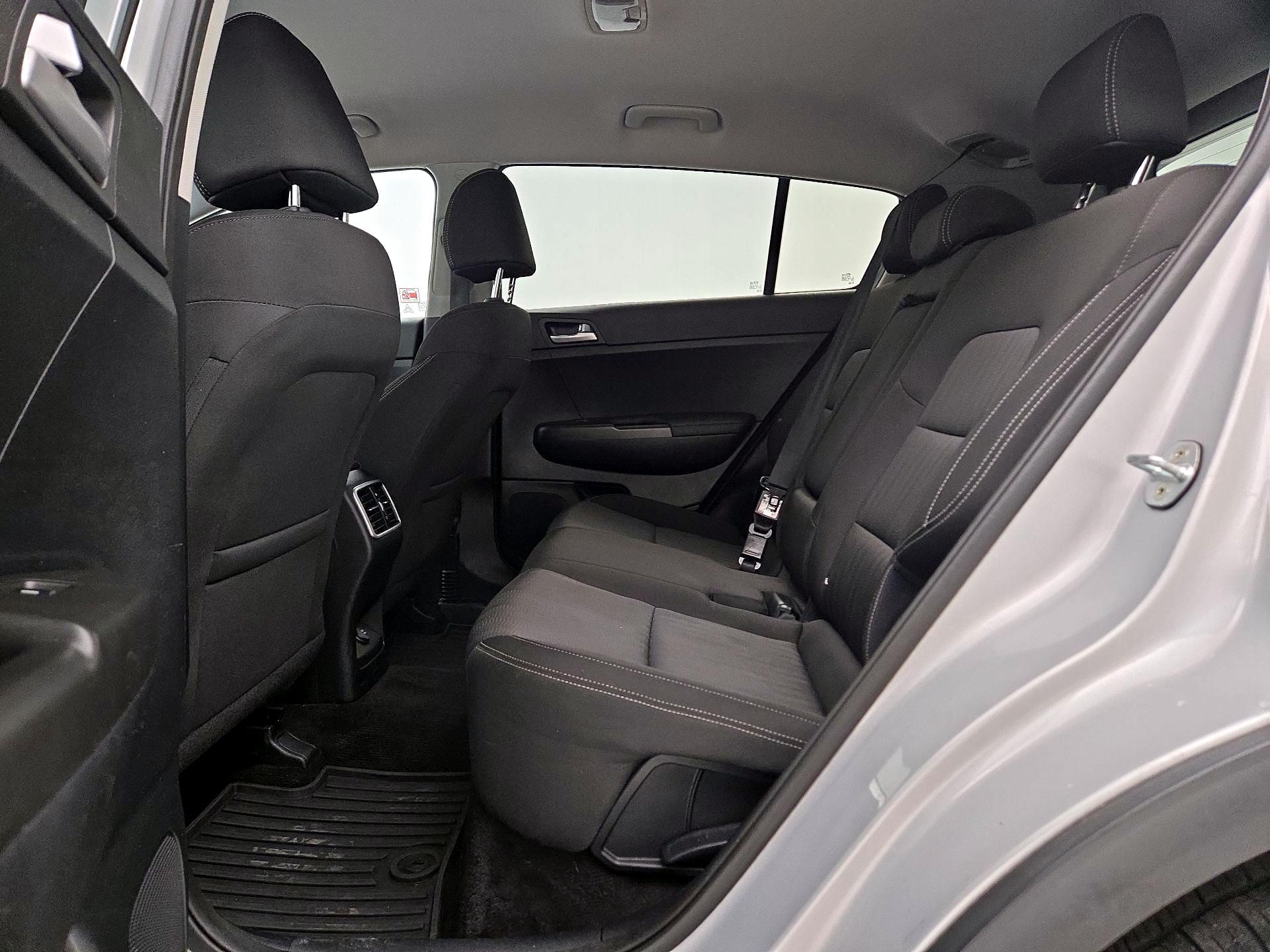 Thumbnail: 2020 Kia Sportage - 19