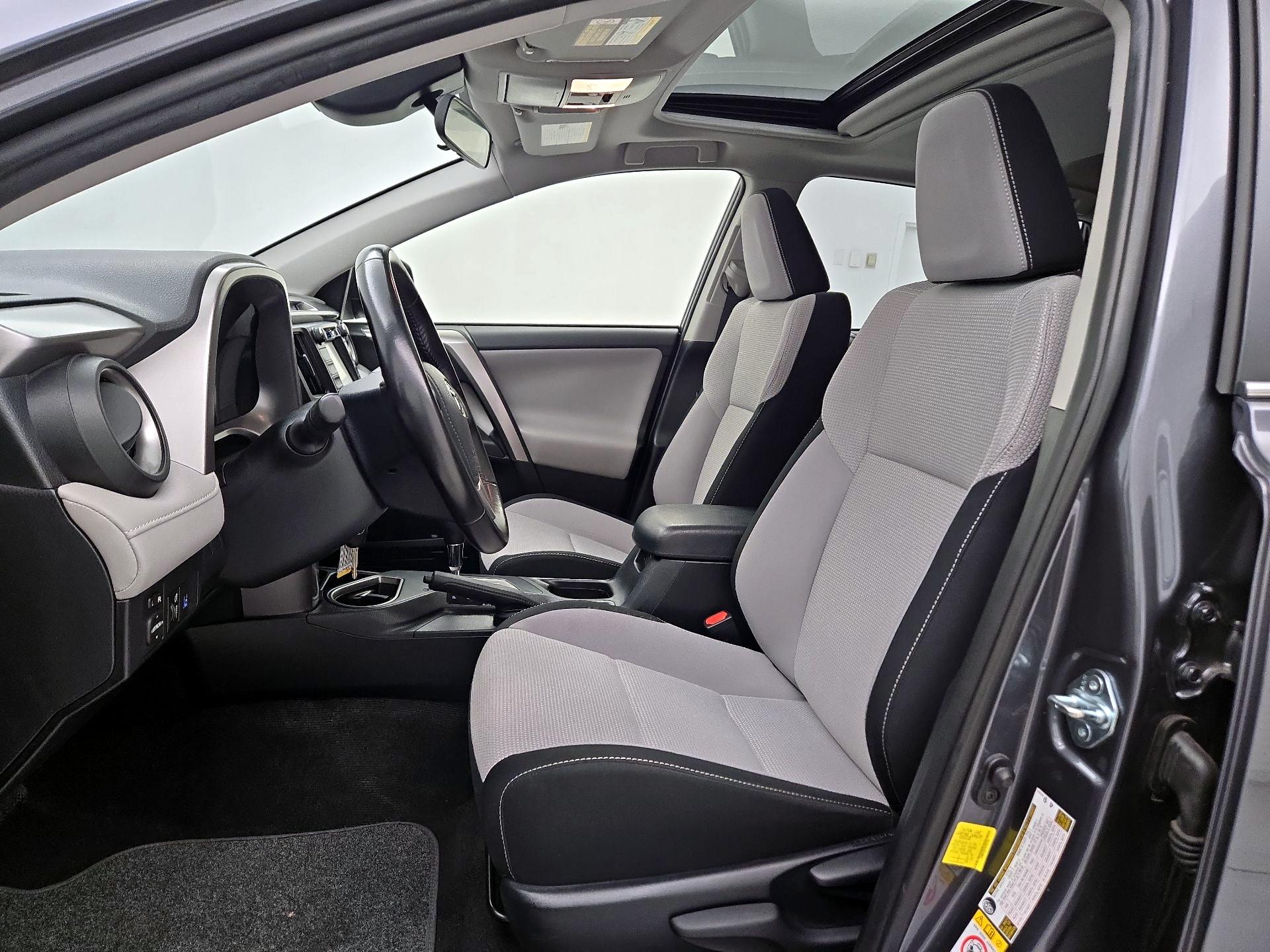 Thumbnail: 2017 Toyota RAV4 - 11