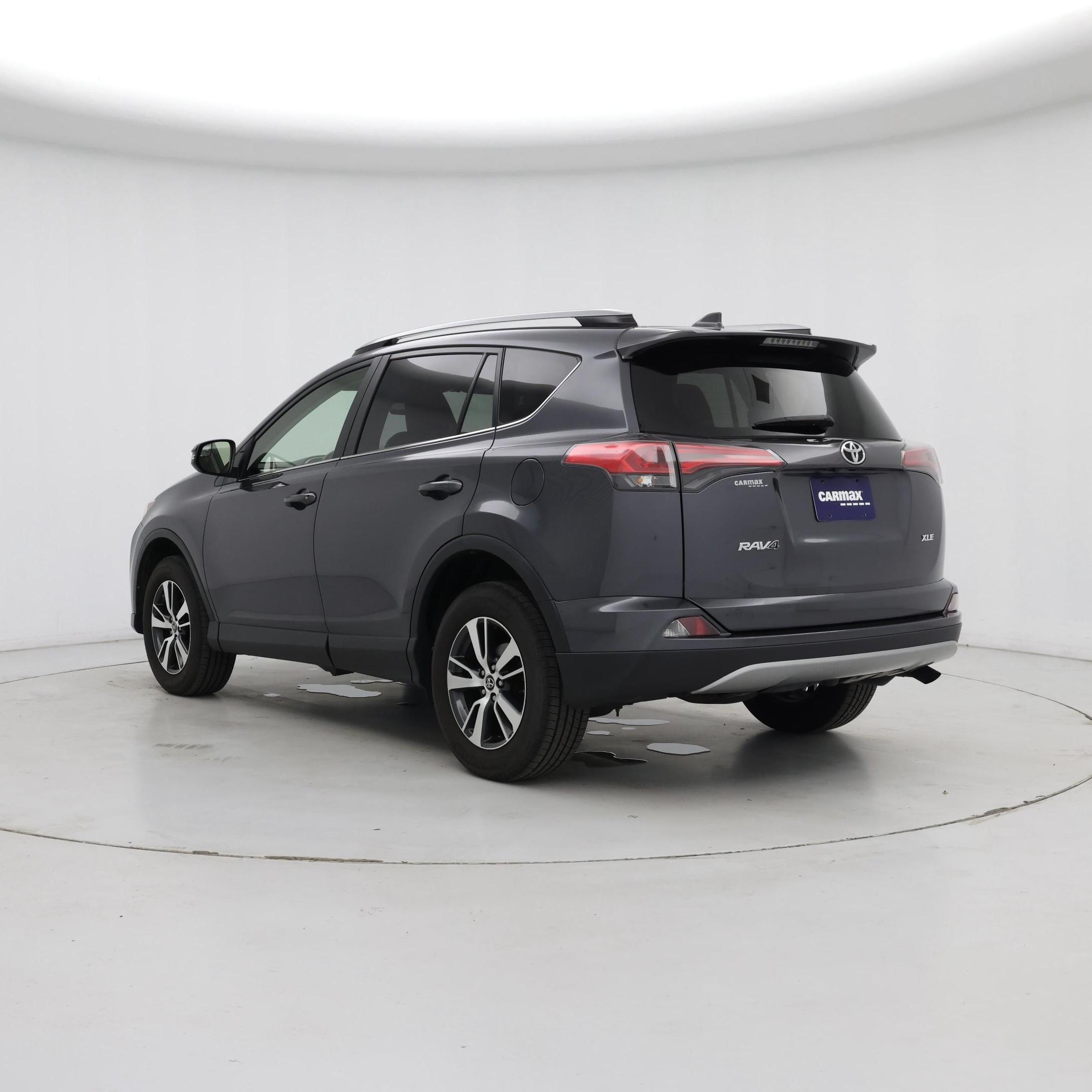 Thumbnail: 2017 Toyota RAV4 - 2
