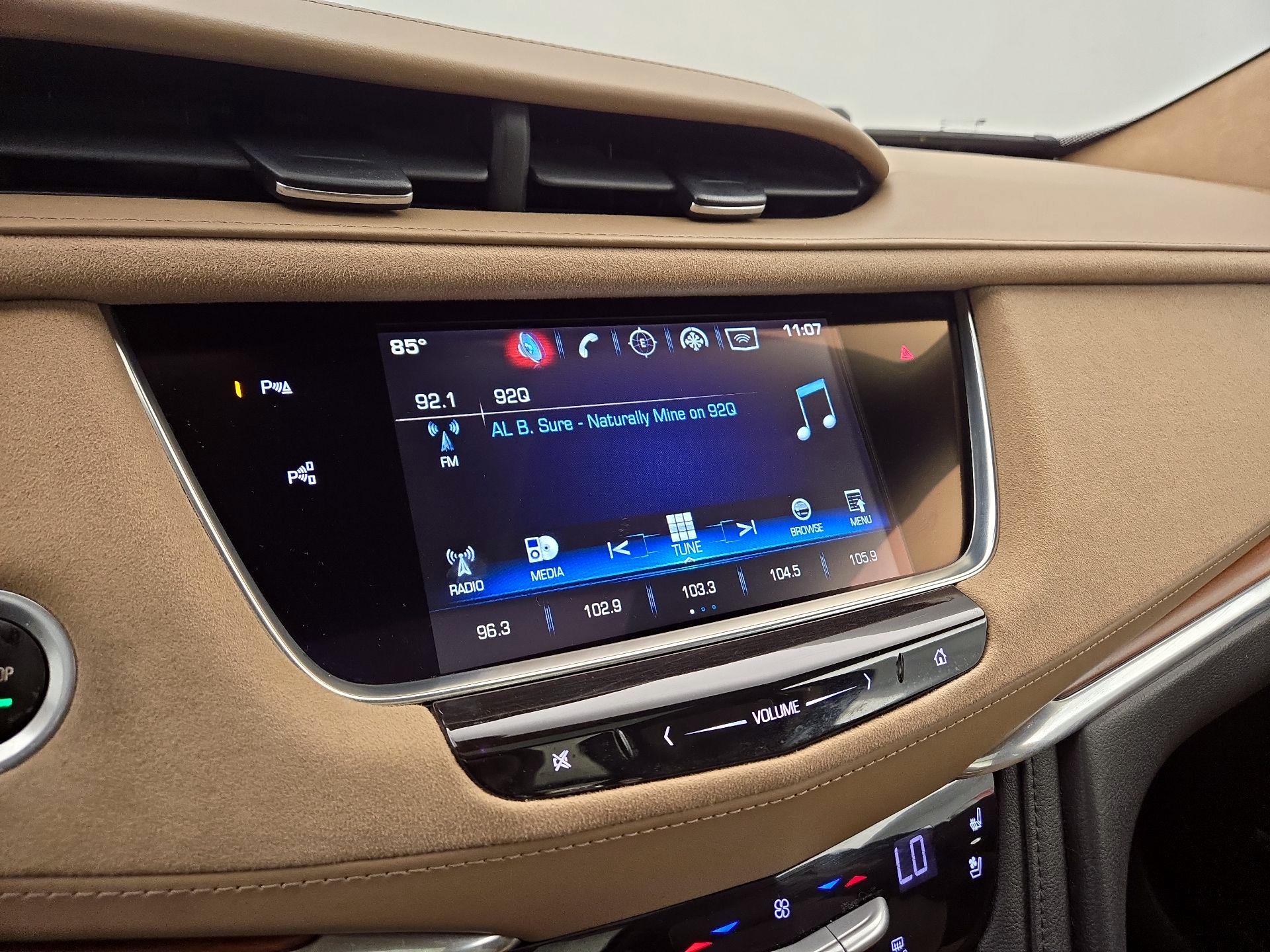 Thumbnail: 2017 Cadillac XT5 - 15