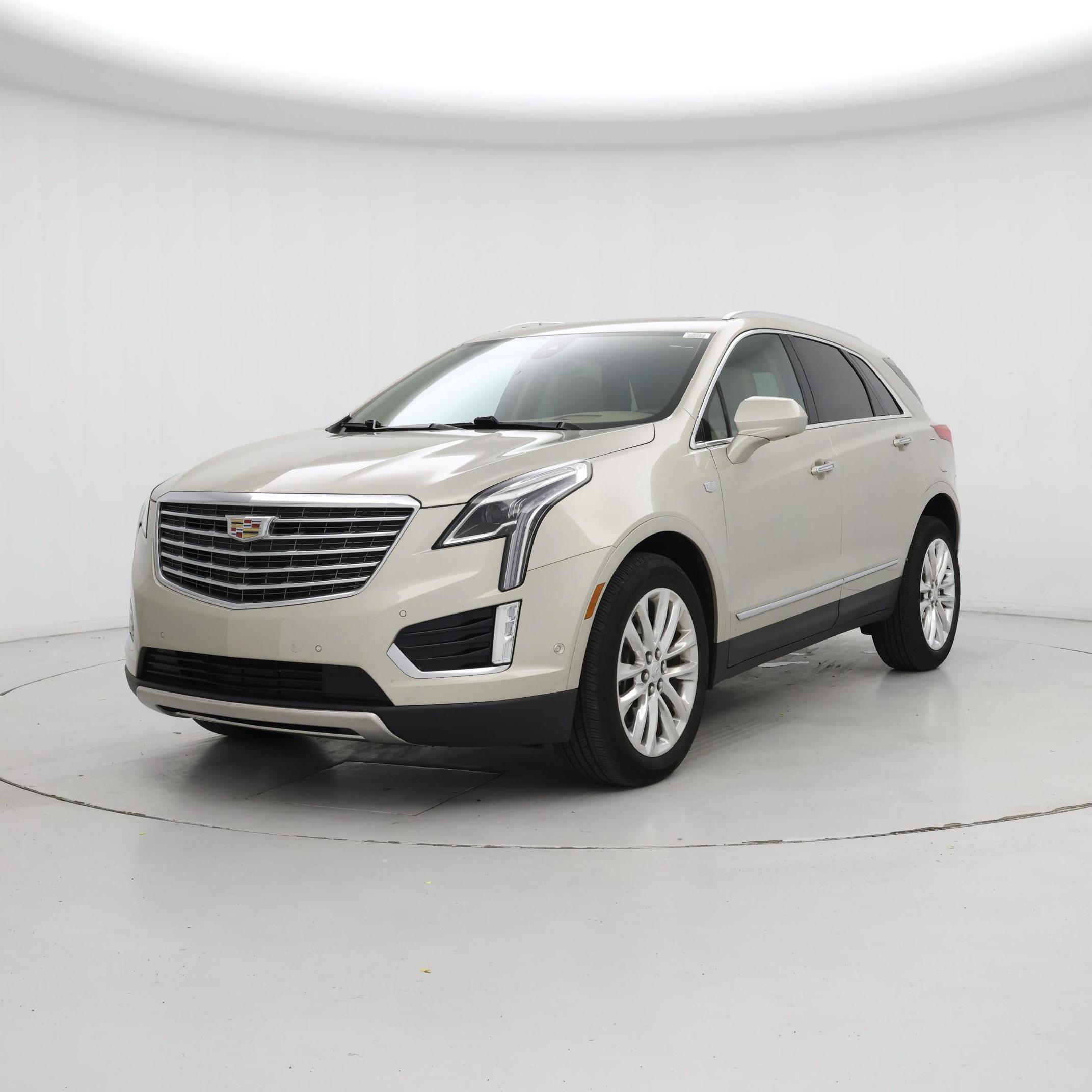 Thumbnail: 2017 Cadillac XT5 - 4