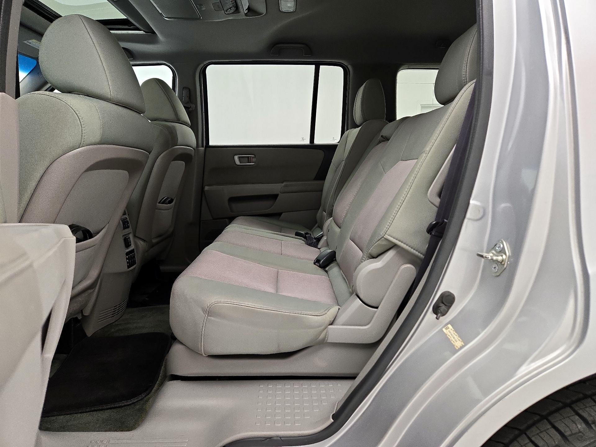 Thumbnail: 2015 Honda Pilot - 20