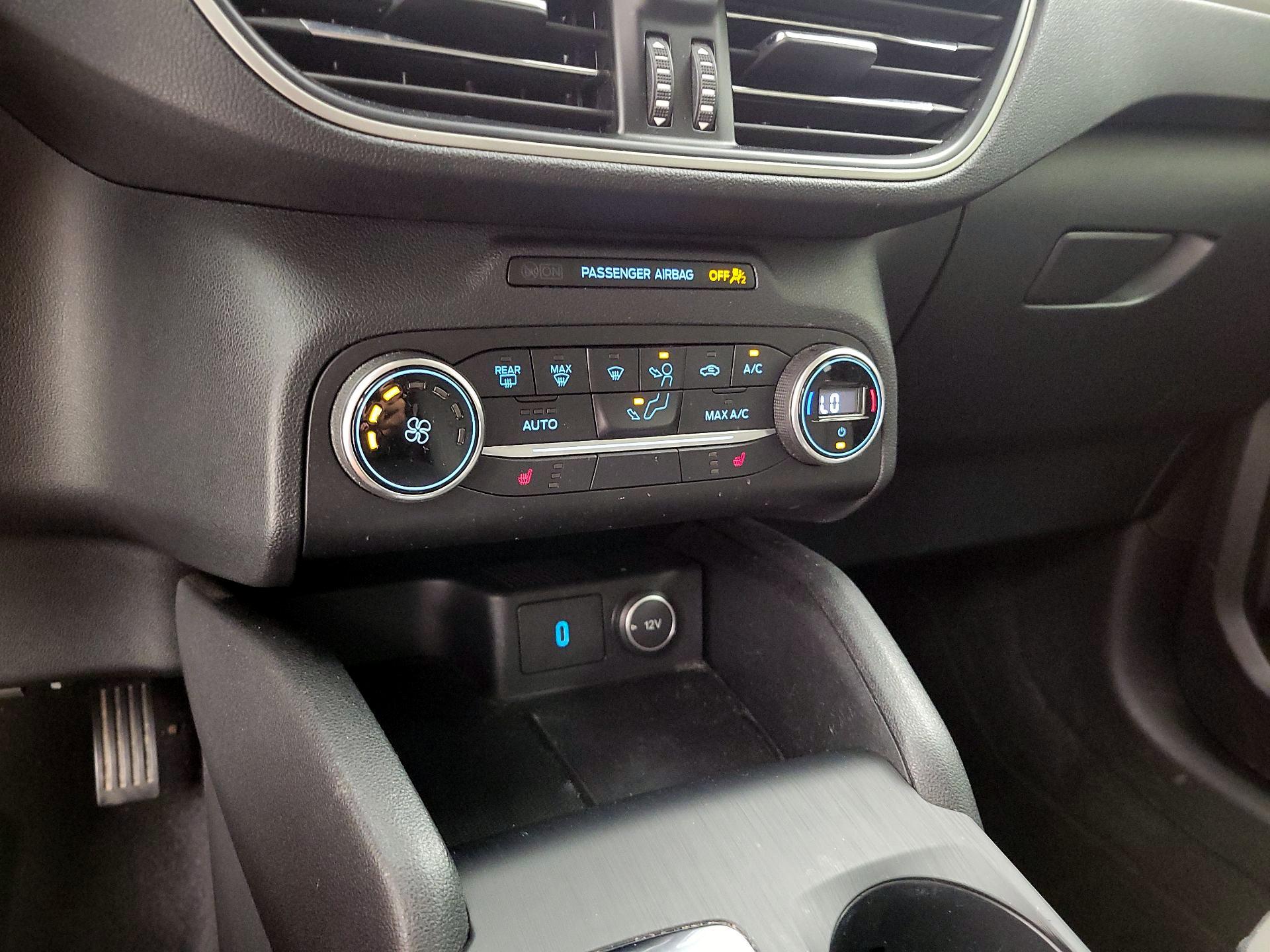 Thumbnail: 2020 Ford Escape - 15