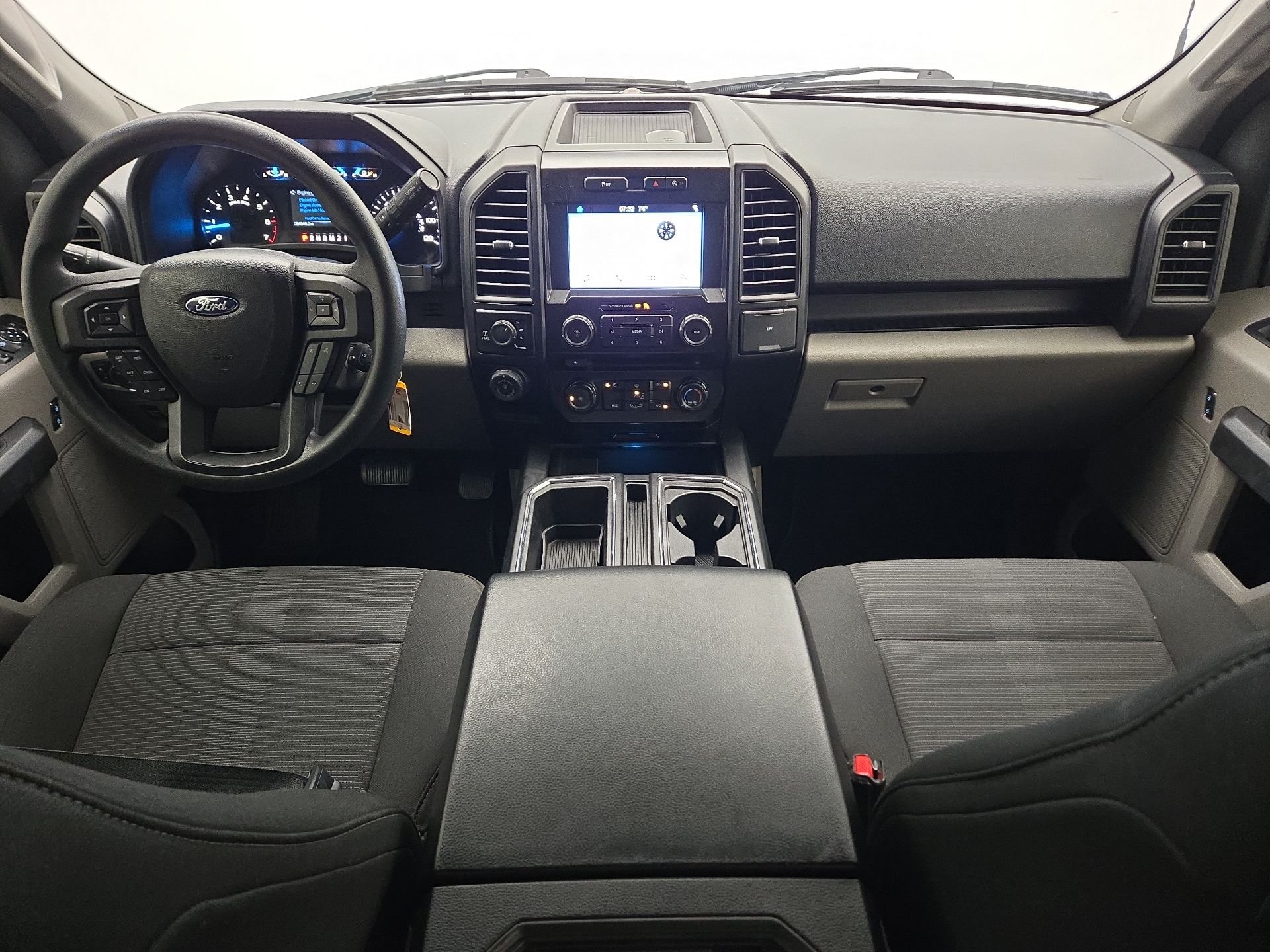 Thumbnail: 2017 Ford F-150 - 9