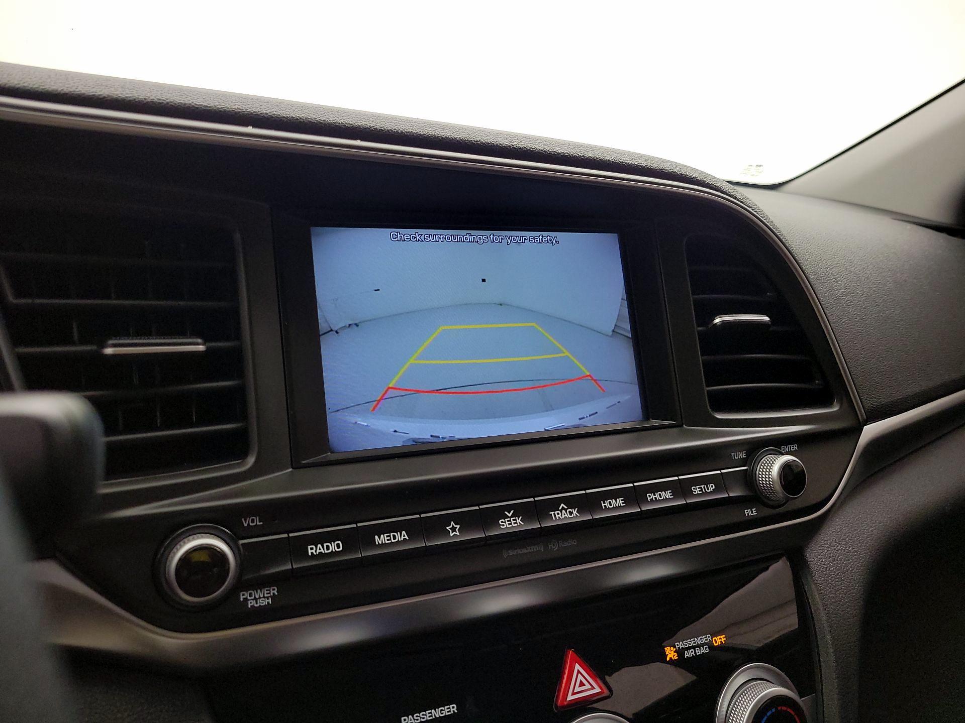 Thumbnail: 2019 Hyundai Elantra - 14