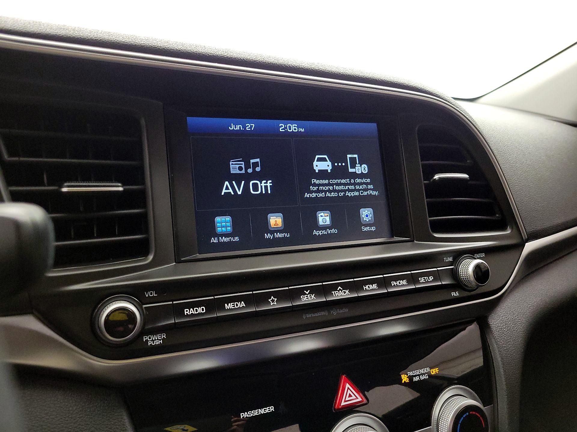 Thumbnail: 2019 Hyundai Elantra - 15