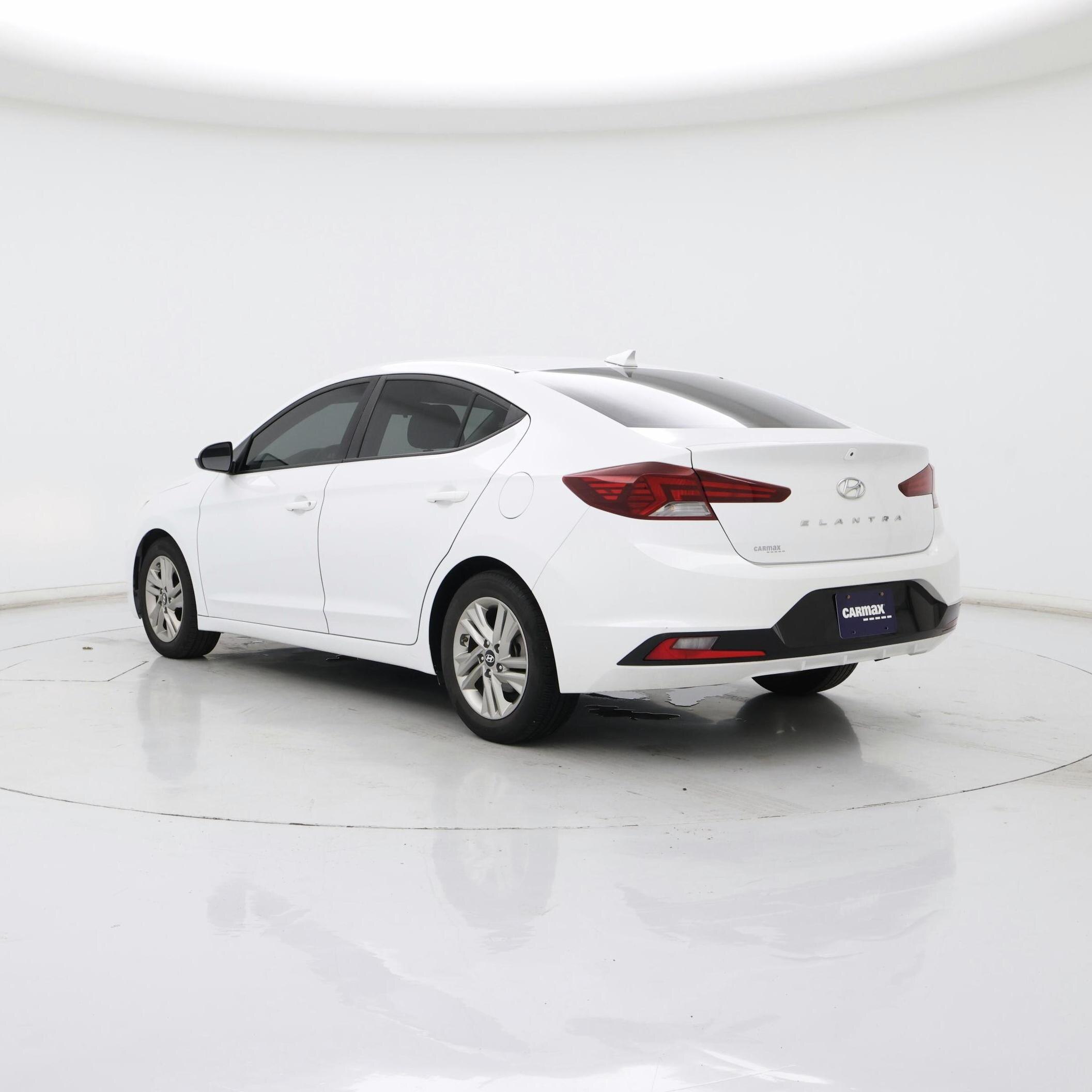 Thumbnail: 2019 Hyundai Elantra - 2