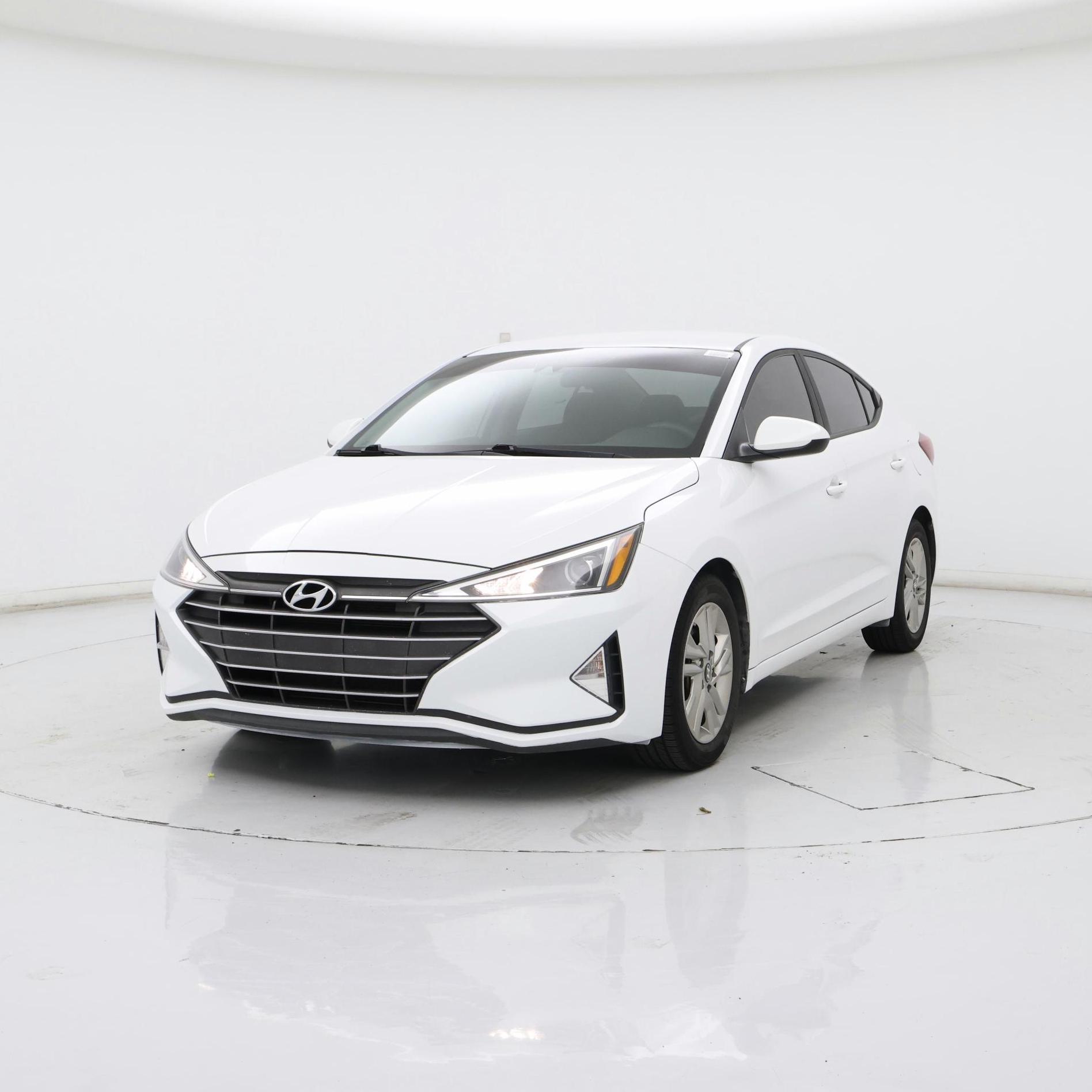 Thumbnail: 2019 Hyundai Elantra - 4