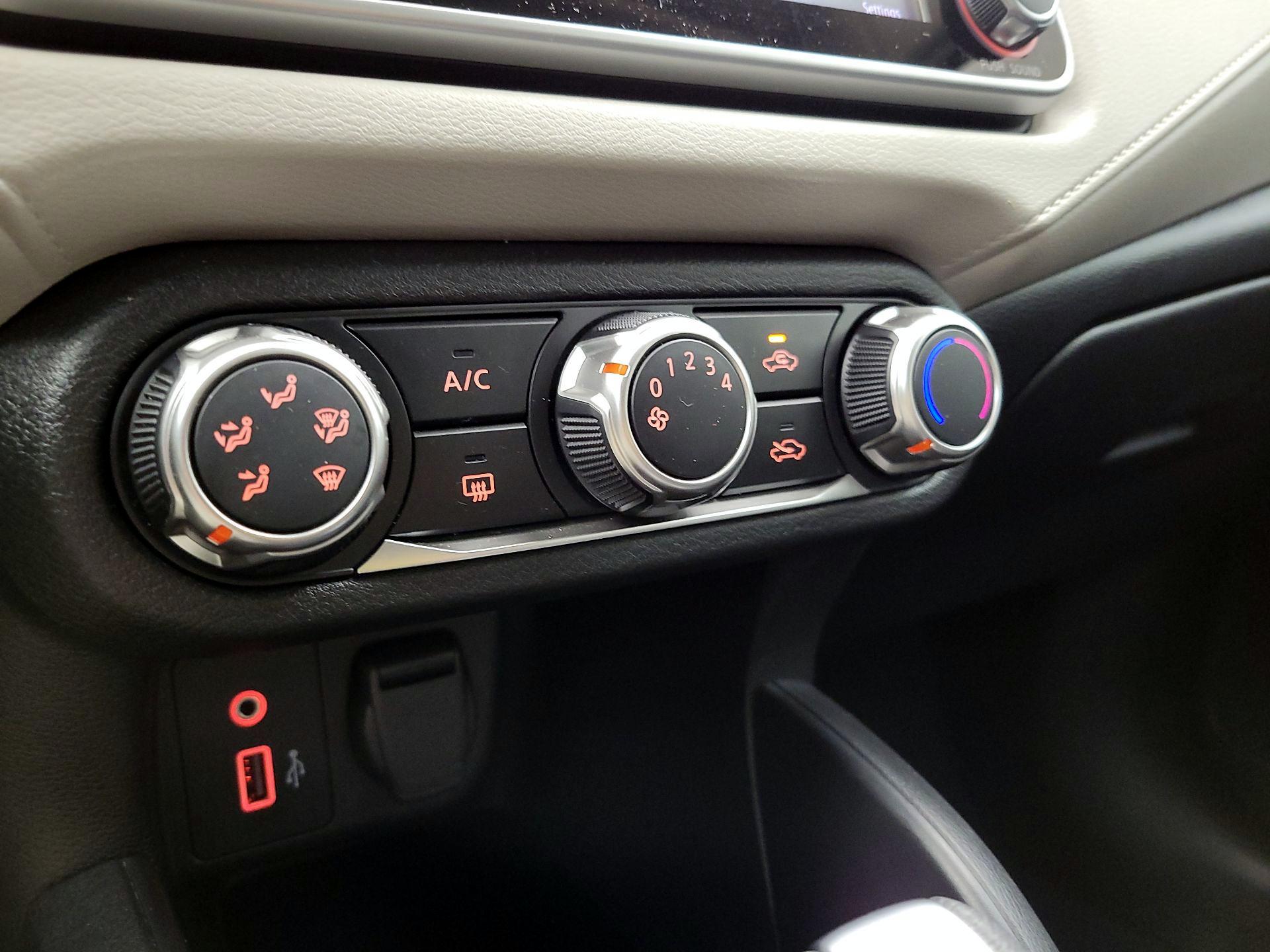 Thumbnail: 2021 Nissan Versa - 16