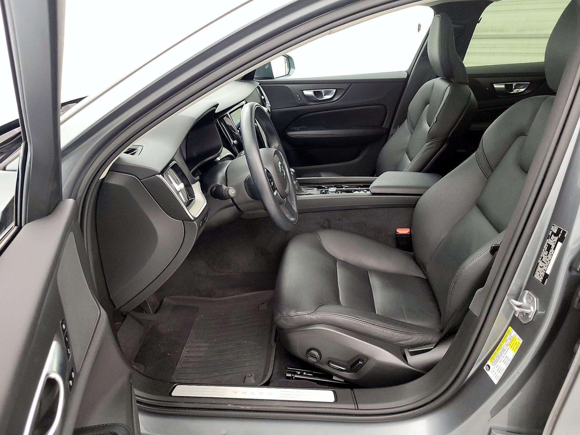 Thumbnail: 2021 Volvo S60 - 11