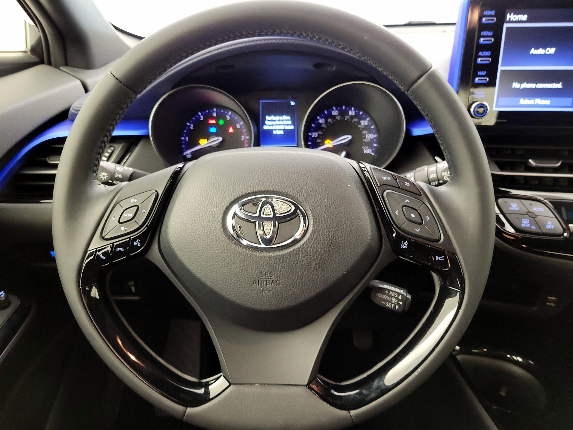 Thumbnail: 2021 Toyota C-HR - 10