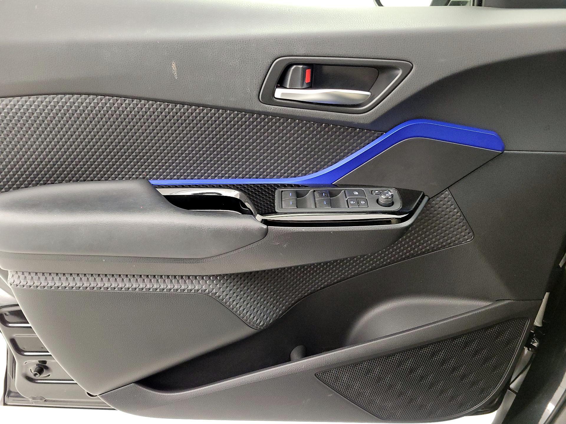 Thumbnail: 2021 Toyota C-HR - 12