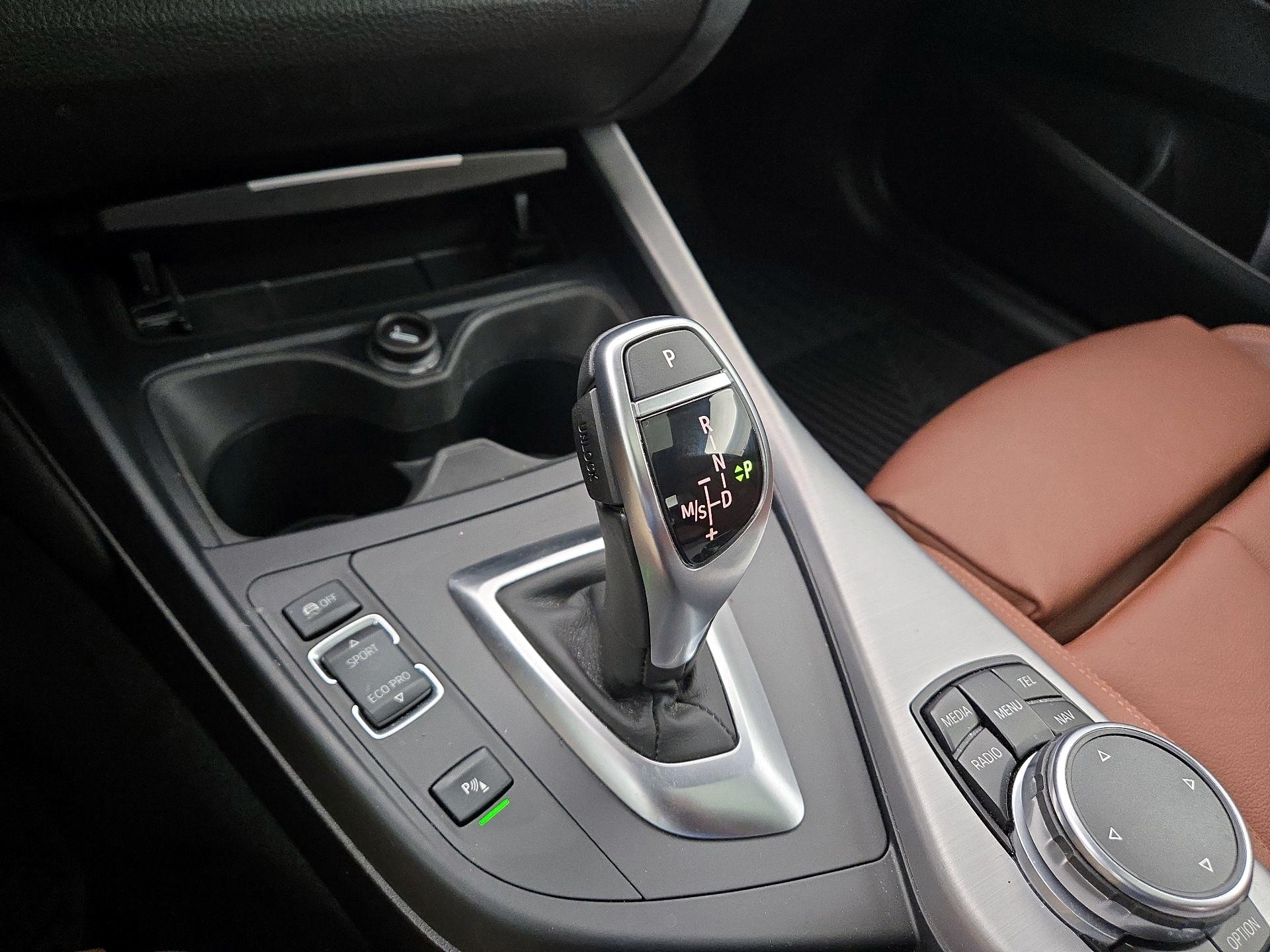 Thumbnail: 2016 BMW 2 Series - 17