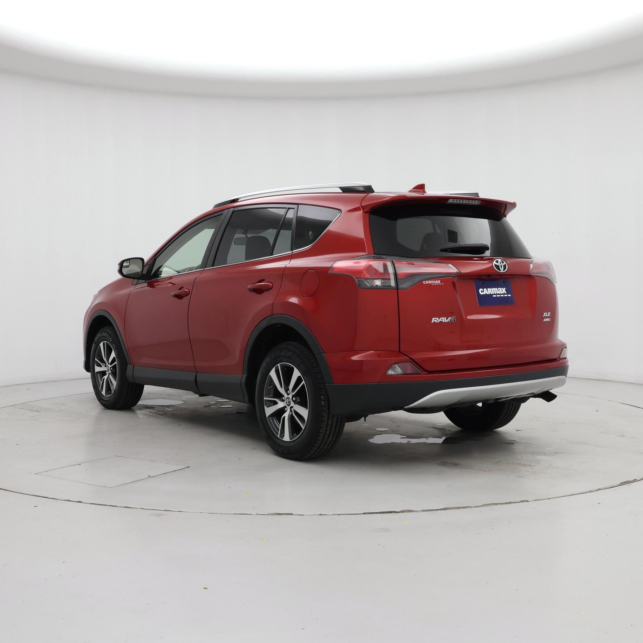 Thumbnail: 2016 Toyota RAV4 - 2