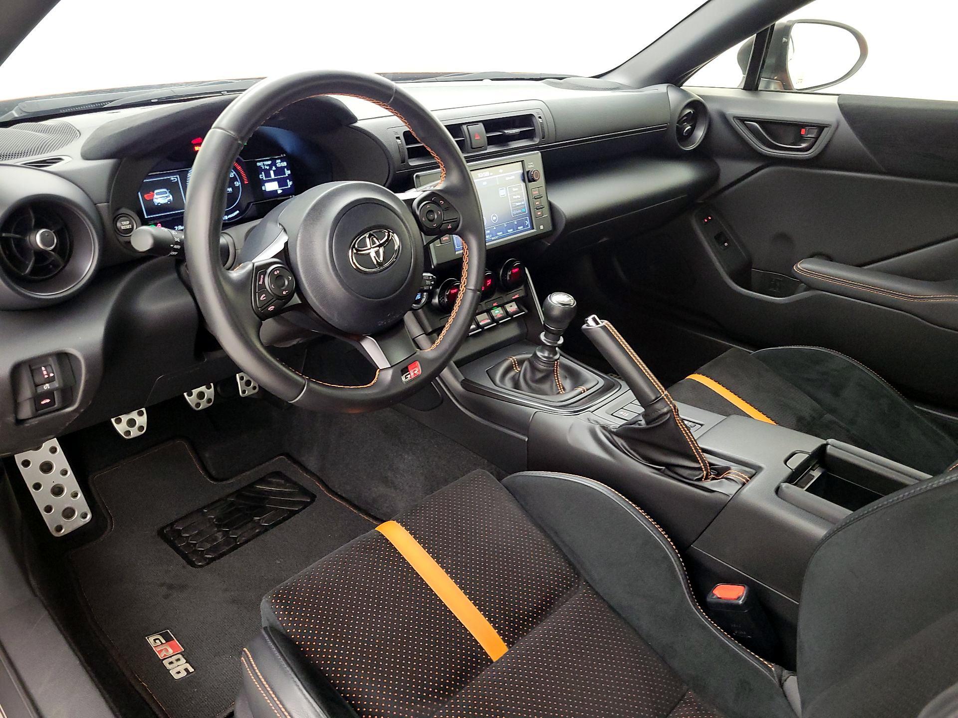 Thumbnail: 2023 Toyota GR86 - 9