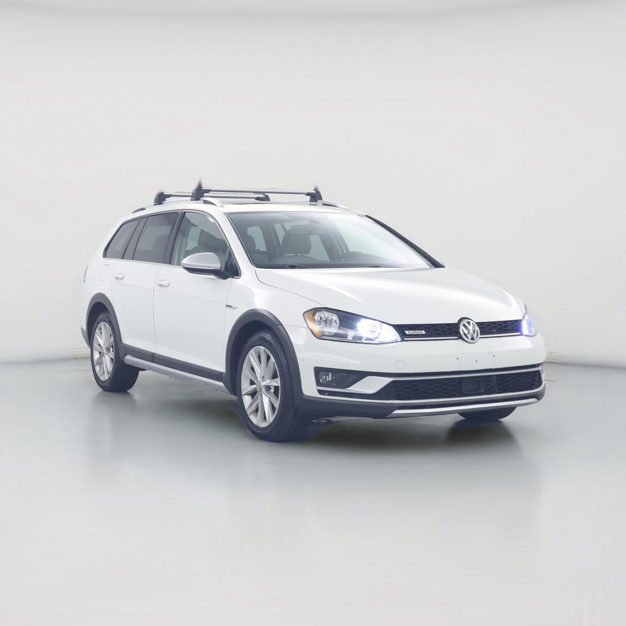 Thumbnail: 2017 Volkswagen Golf - 1