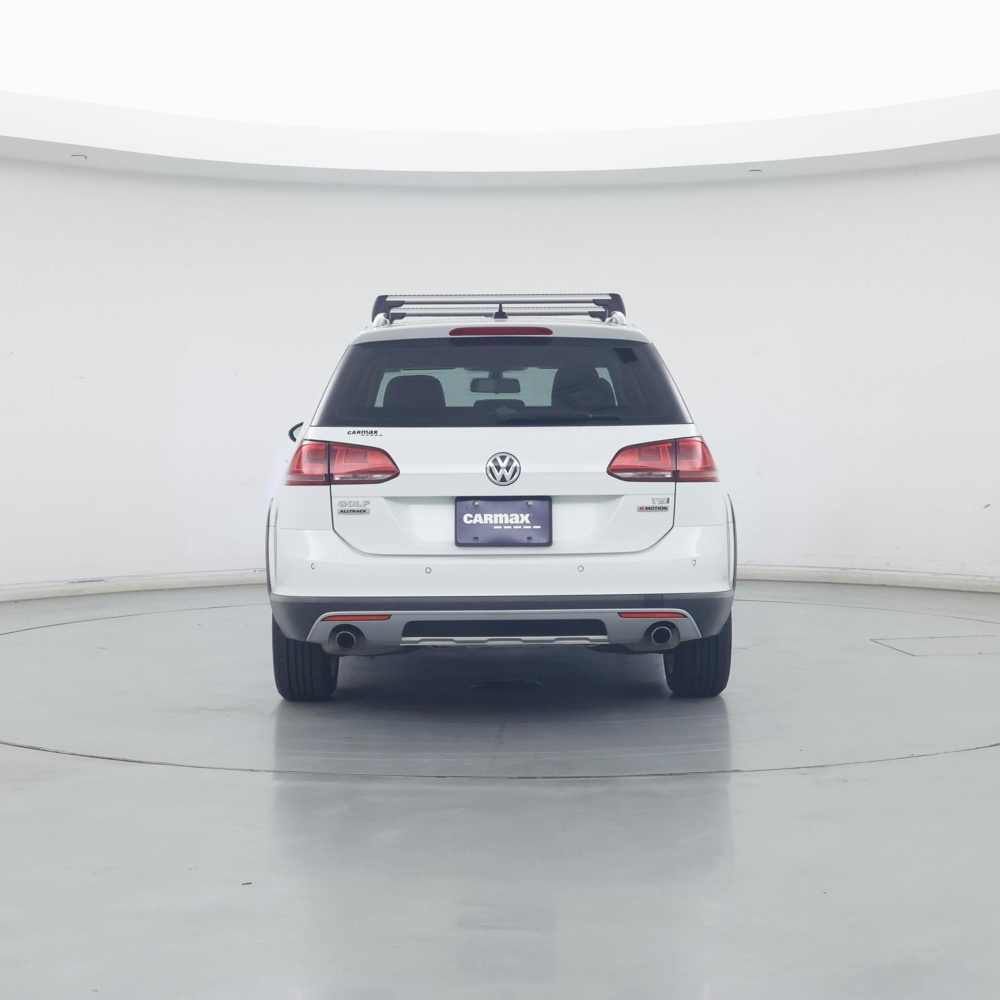 Thumbnail: 2017 Volkswagen Golf - 6