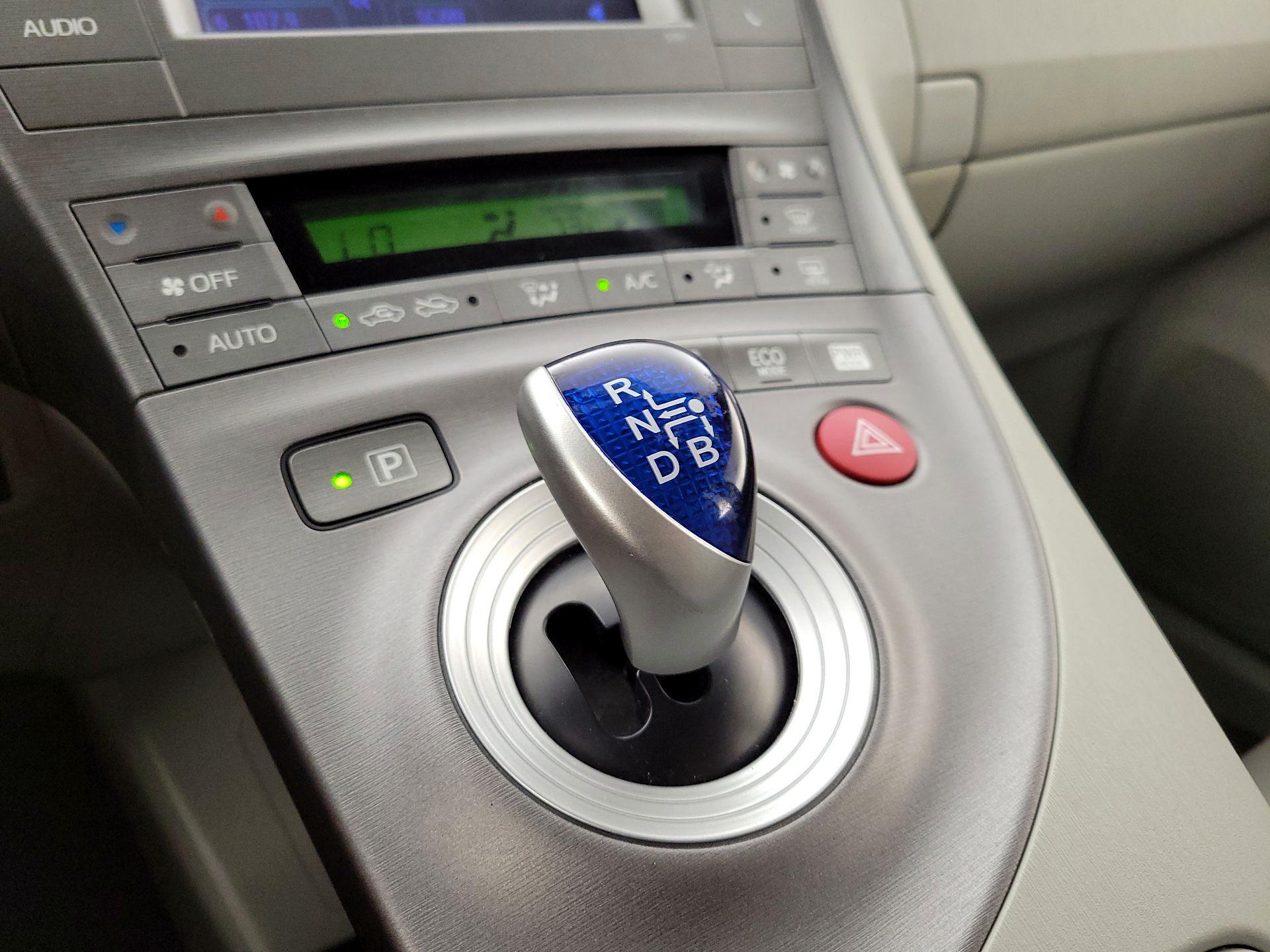 Thumbnail: 2013 Toyota Prius - 16