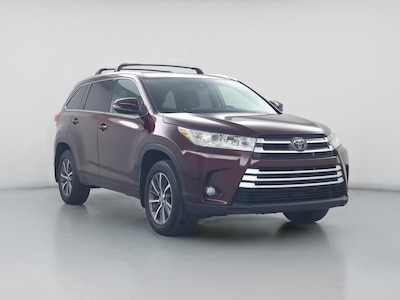 Red 2018 Toyota Highlander XLE