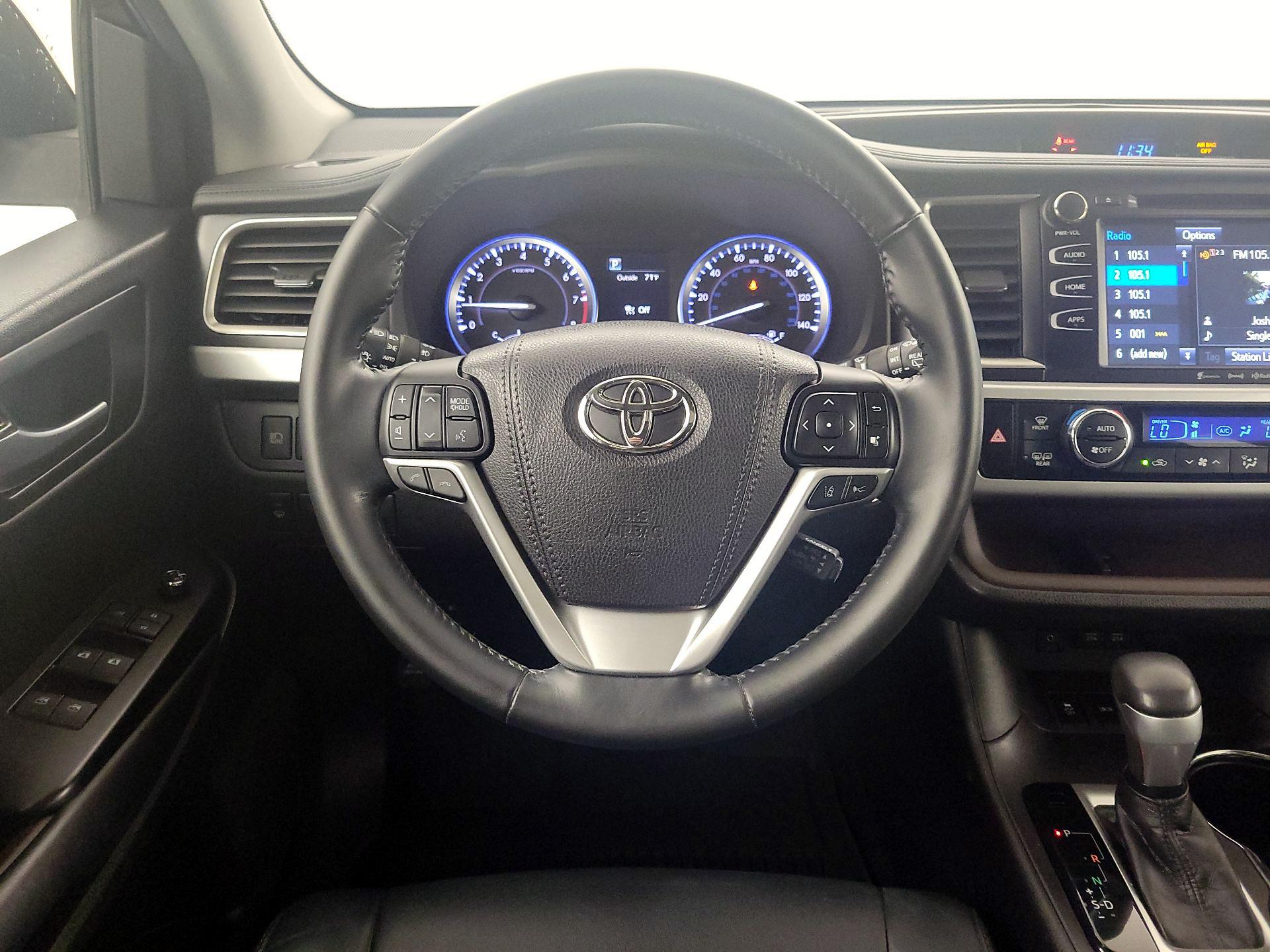 Thumbnail: 2018 Toyota Highlander - 10
