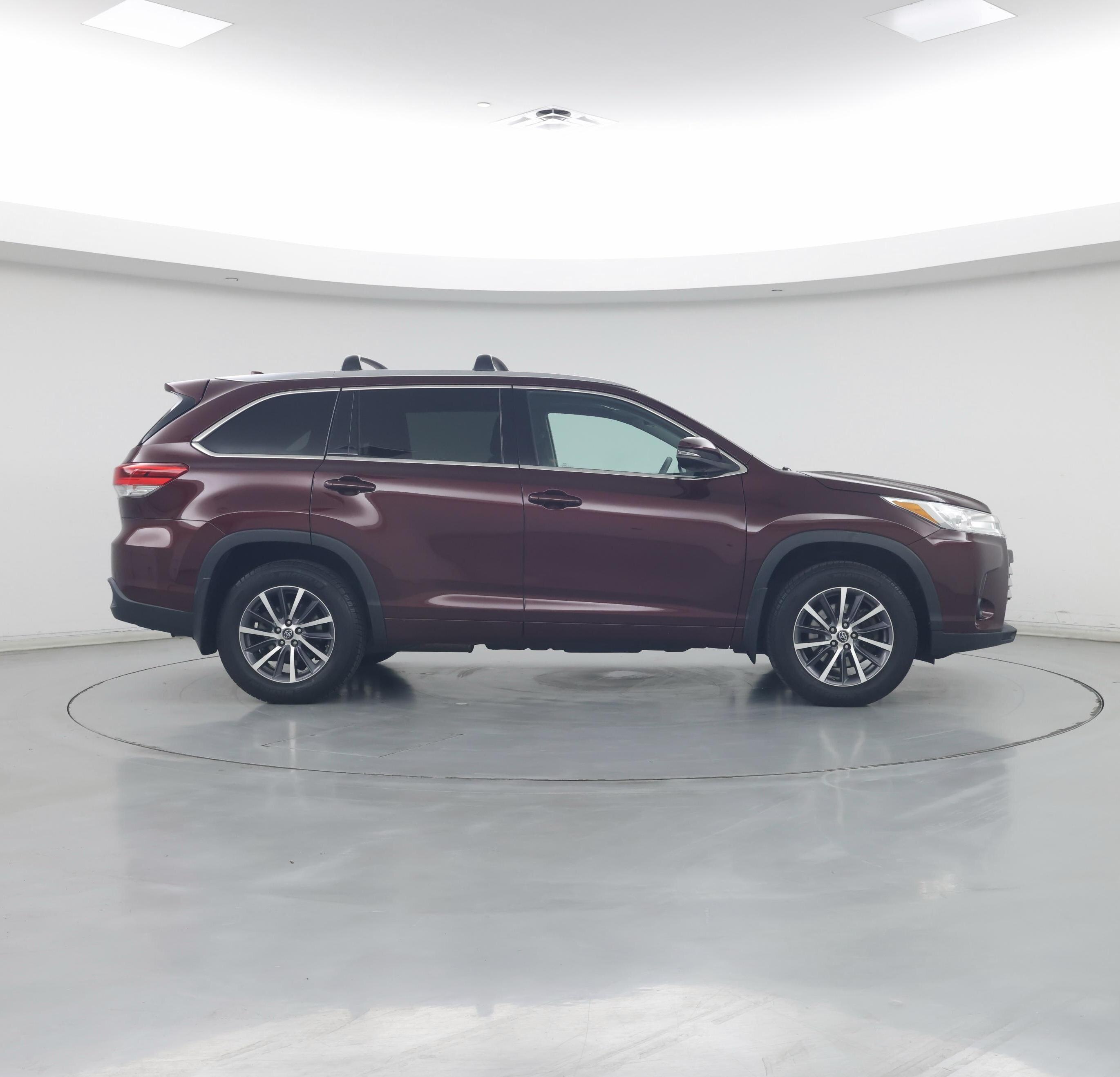 Thumbnail: 2018 Toyota Highlander - 7