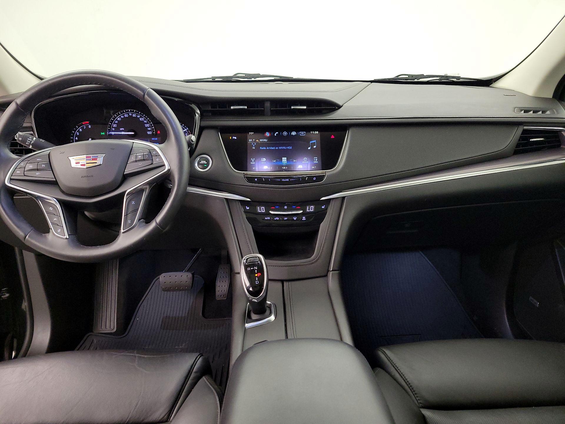 Thumbnail: 2018 Cadillac XT5 - 9