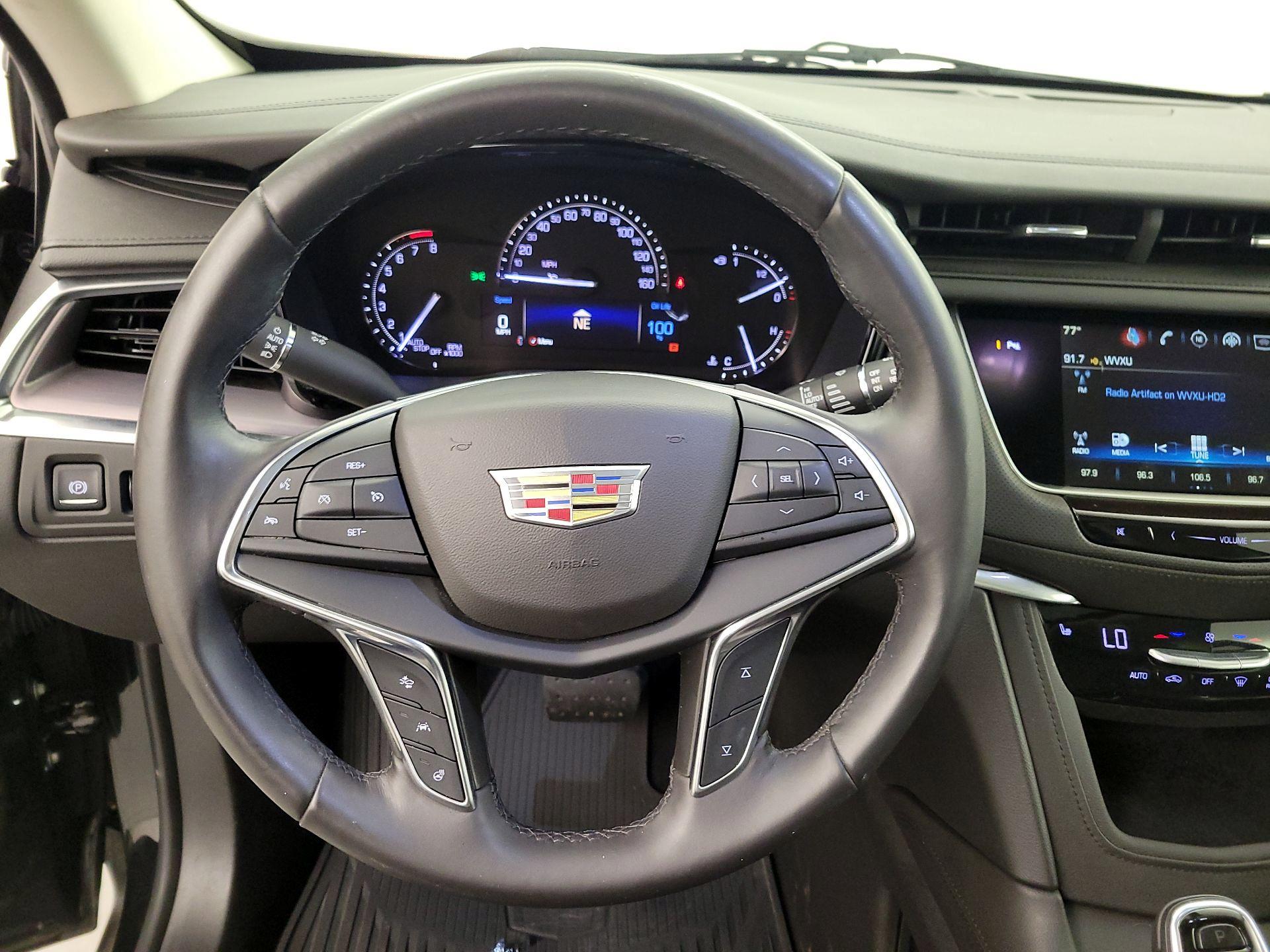 Thumbnail: 2018 Cadillac XT5 - 10
