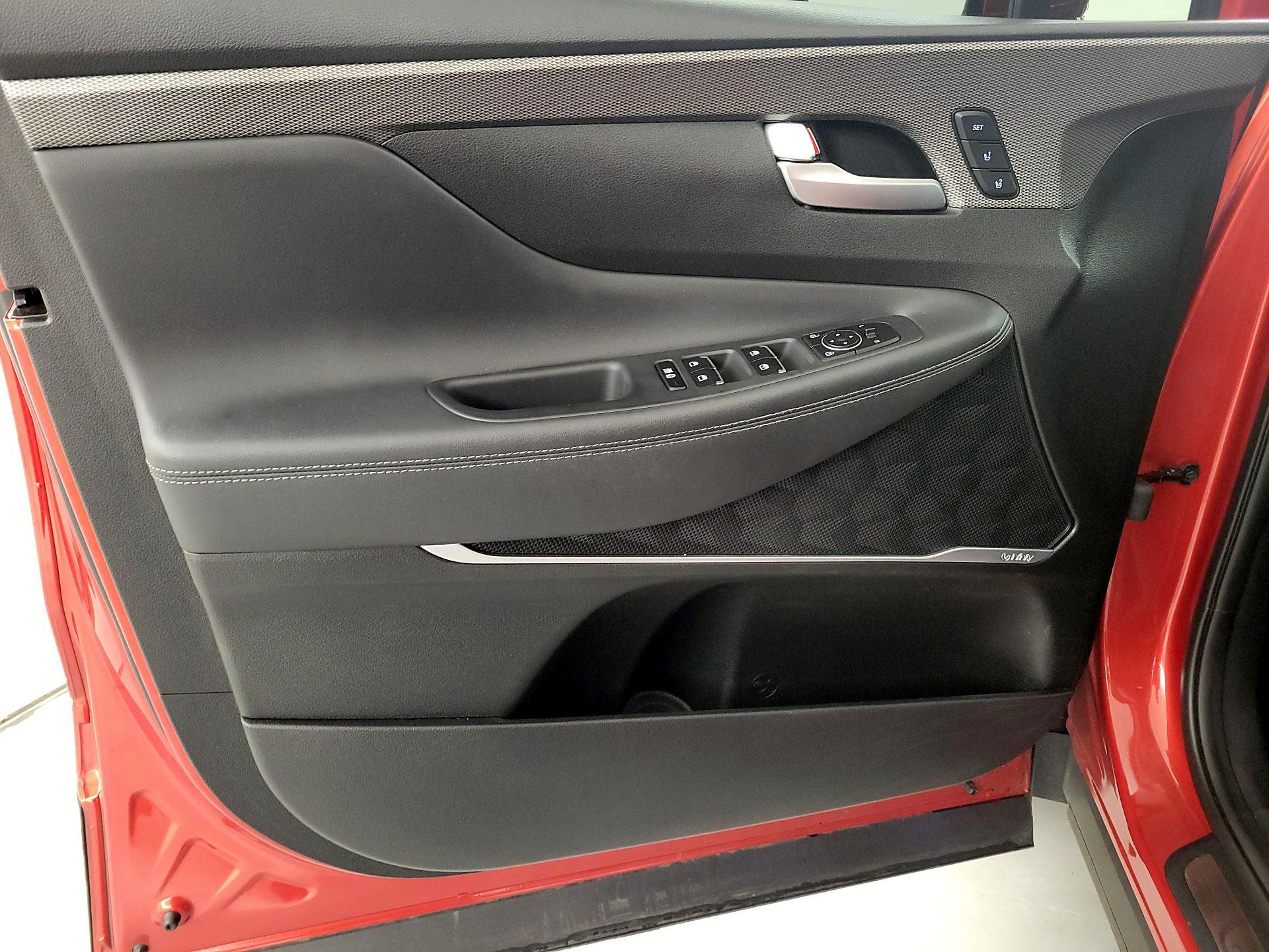 Thumbnail: 2019 Hyundai Santa Fe - 12