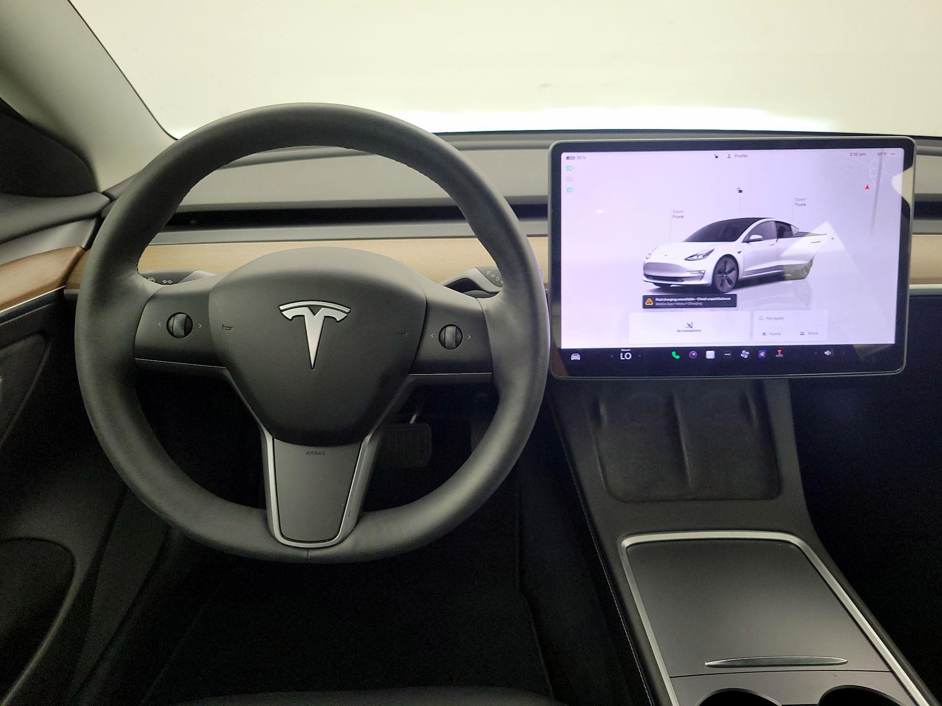 Thumbnail: 2022 Tesla Model 3 - 10