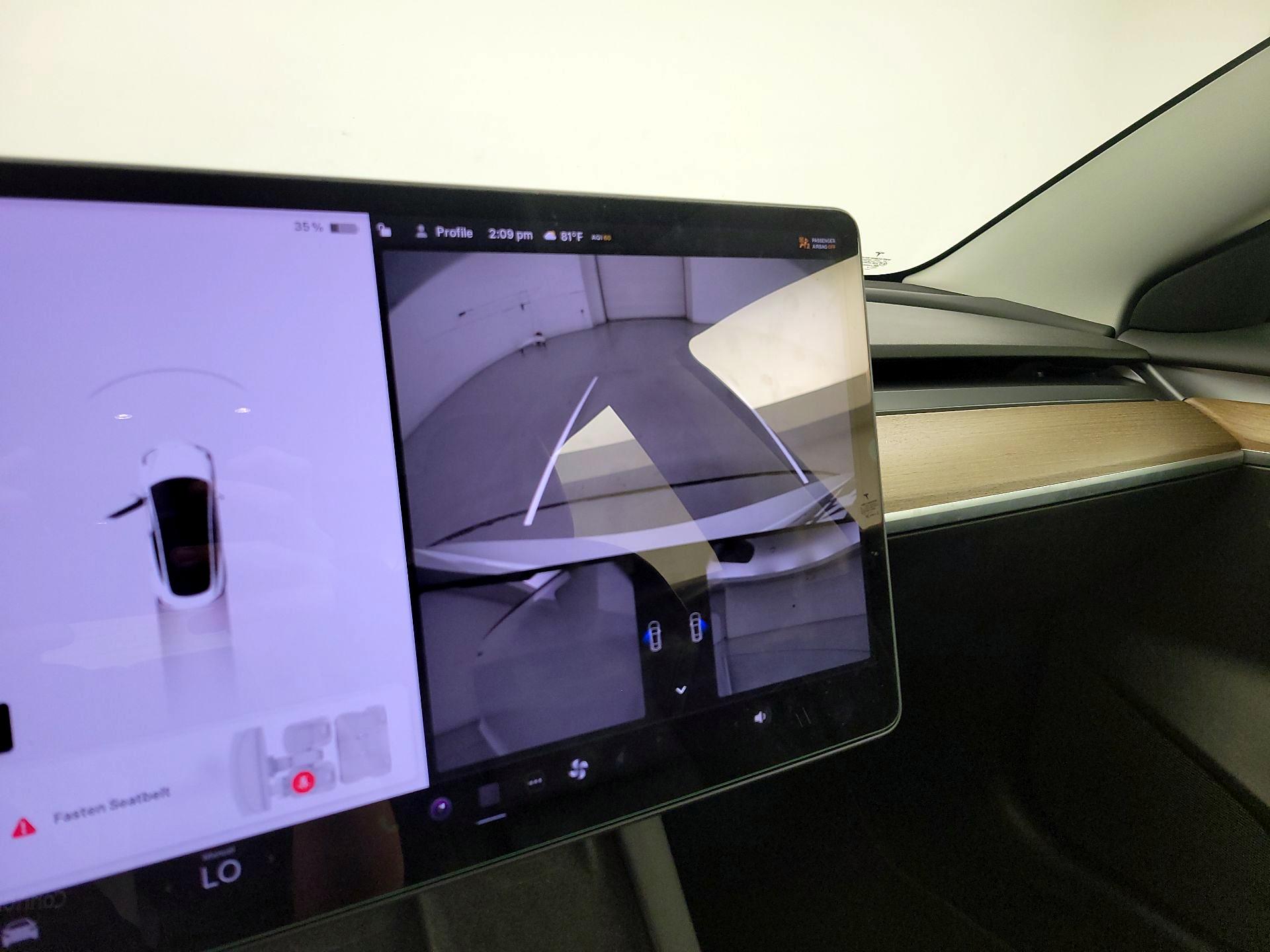 Thumbnail: 2022 Tesla Model 3 - 14